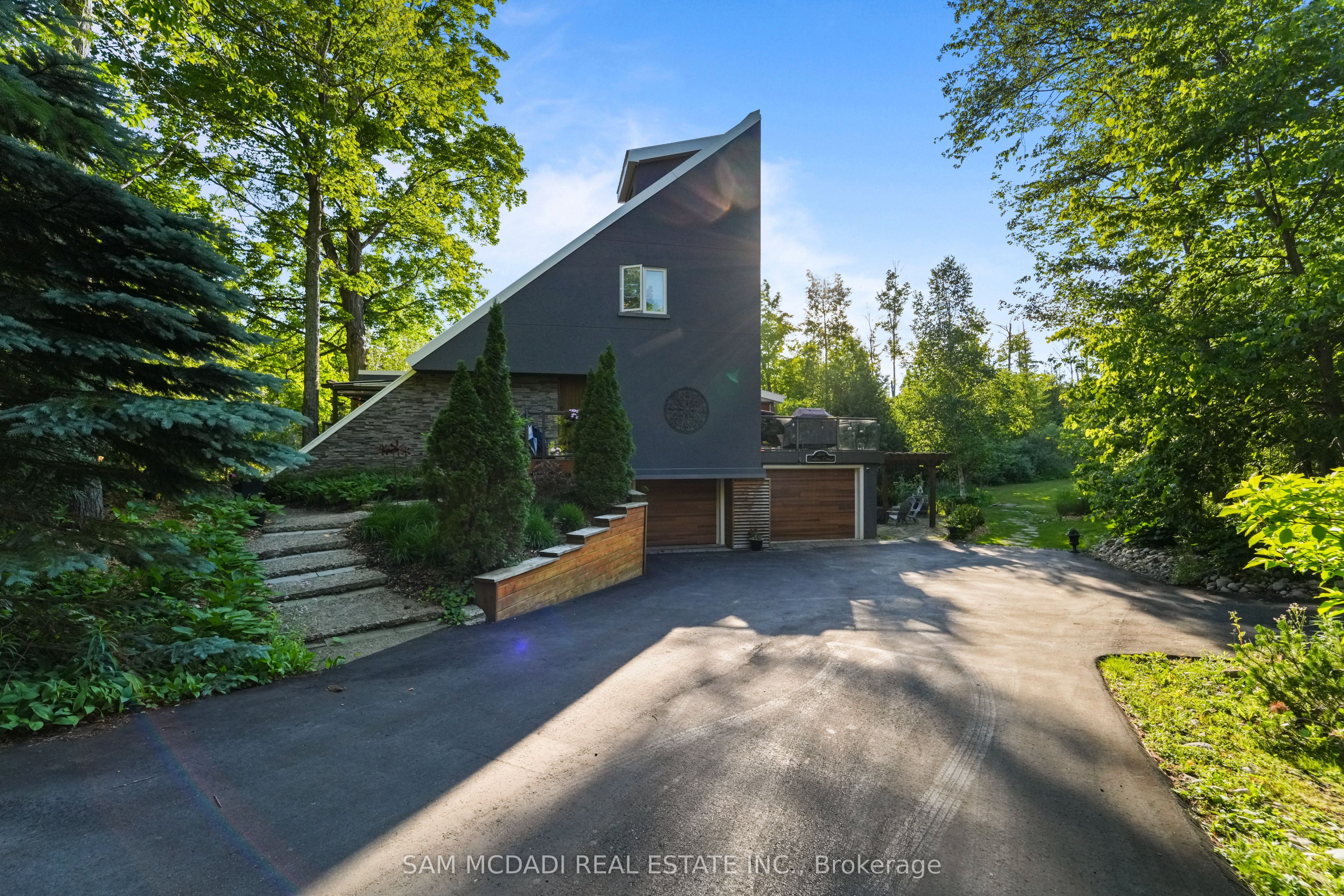 2814 Forks Of The Credit Road, Caledon, ON L7K 2H5 photo 2