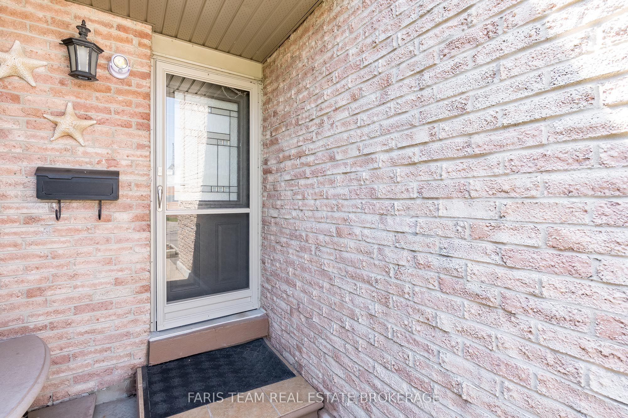 2075 Asta Drive 18, Mississauga, ON L5A 2T5 photo 4