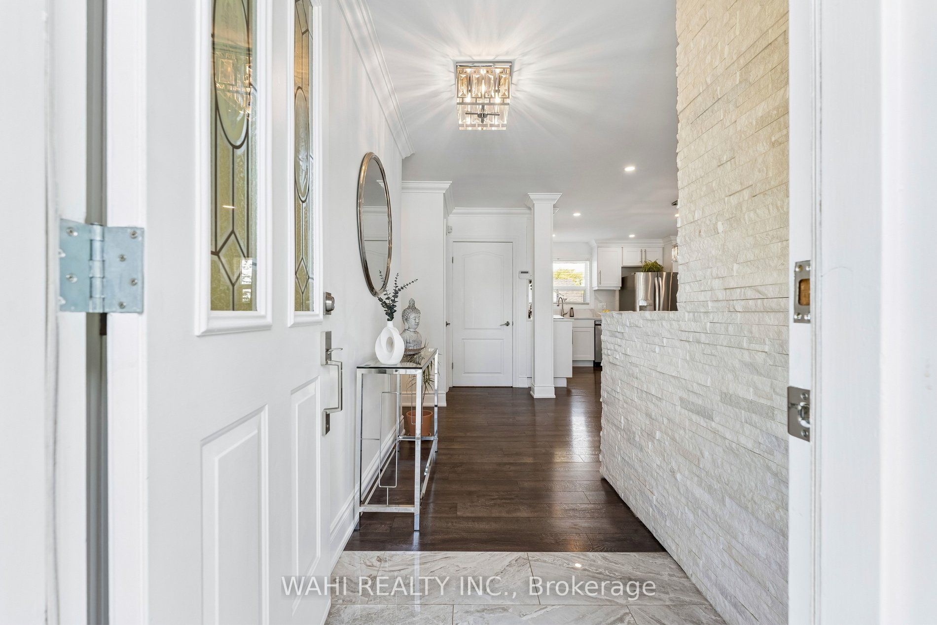 39 Nanwood Drive, Brampton, ON L6W 1L7 photo 4