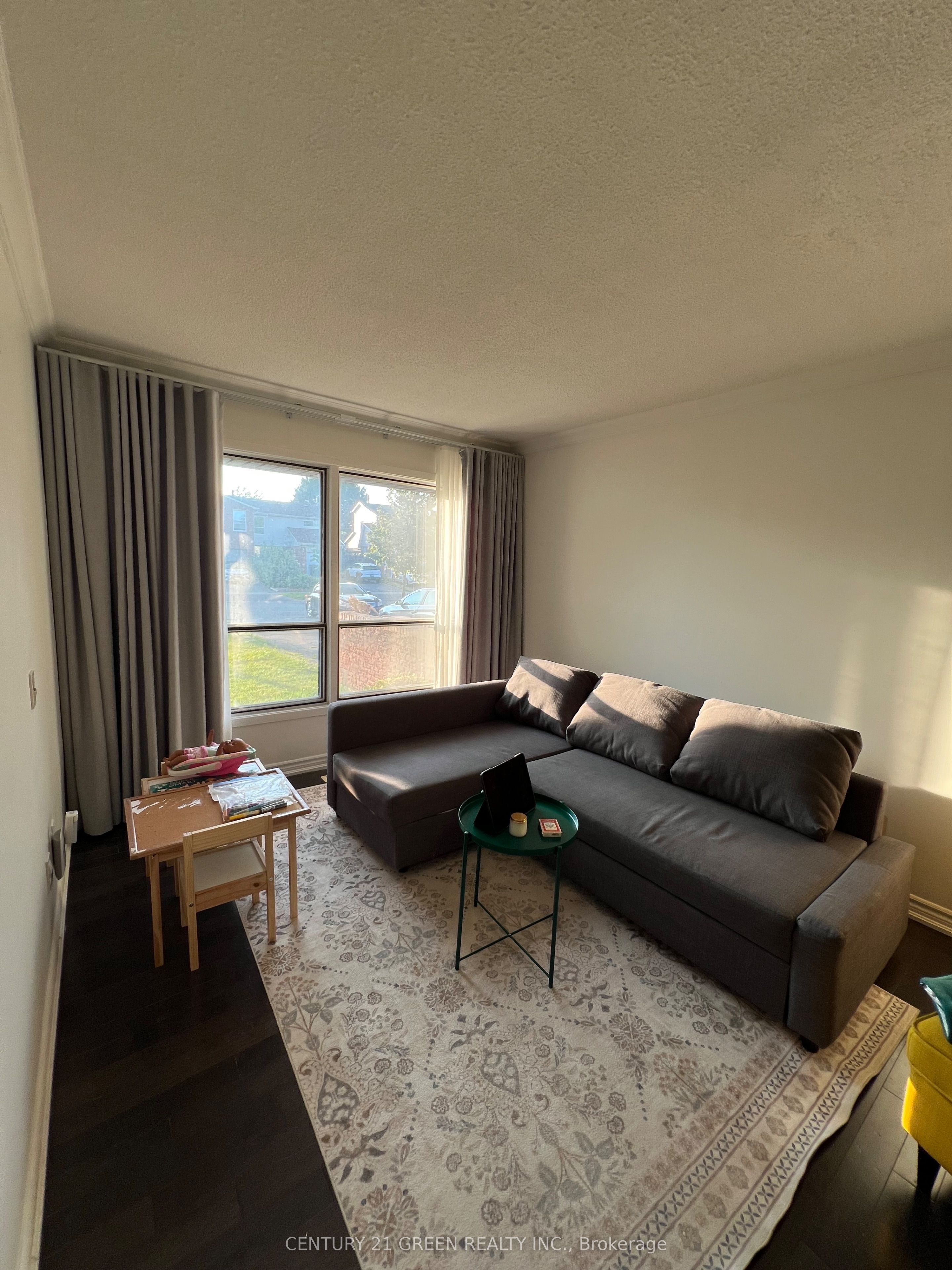 51 Cowan Road, Brampton, ON L6X 2P9 photo 3