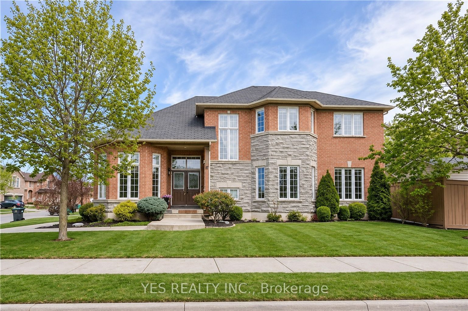 17 Snowcap Road, Brampton, ON L6R 1W2 photo 2