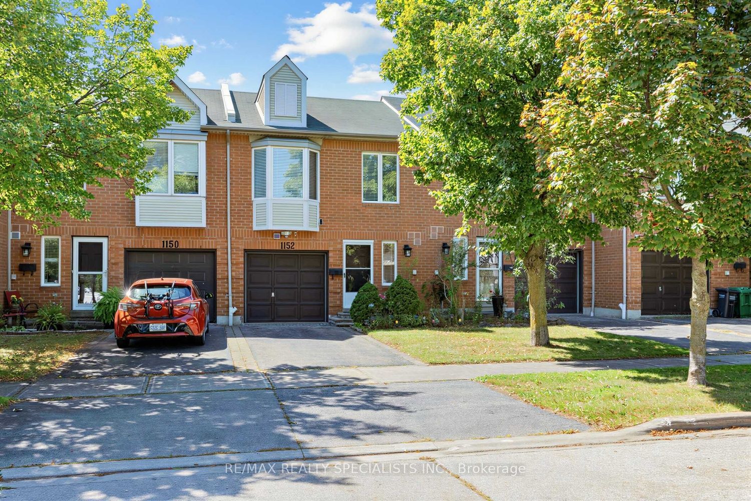 1152 WEST SHORE Drive, Mississauga, ON L5E 3H8 photo 2