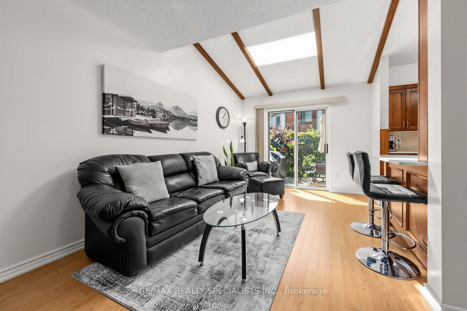 1152 WEST SHORE Drive, Mississauga, ON L5E 3H8 photo 3
