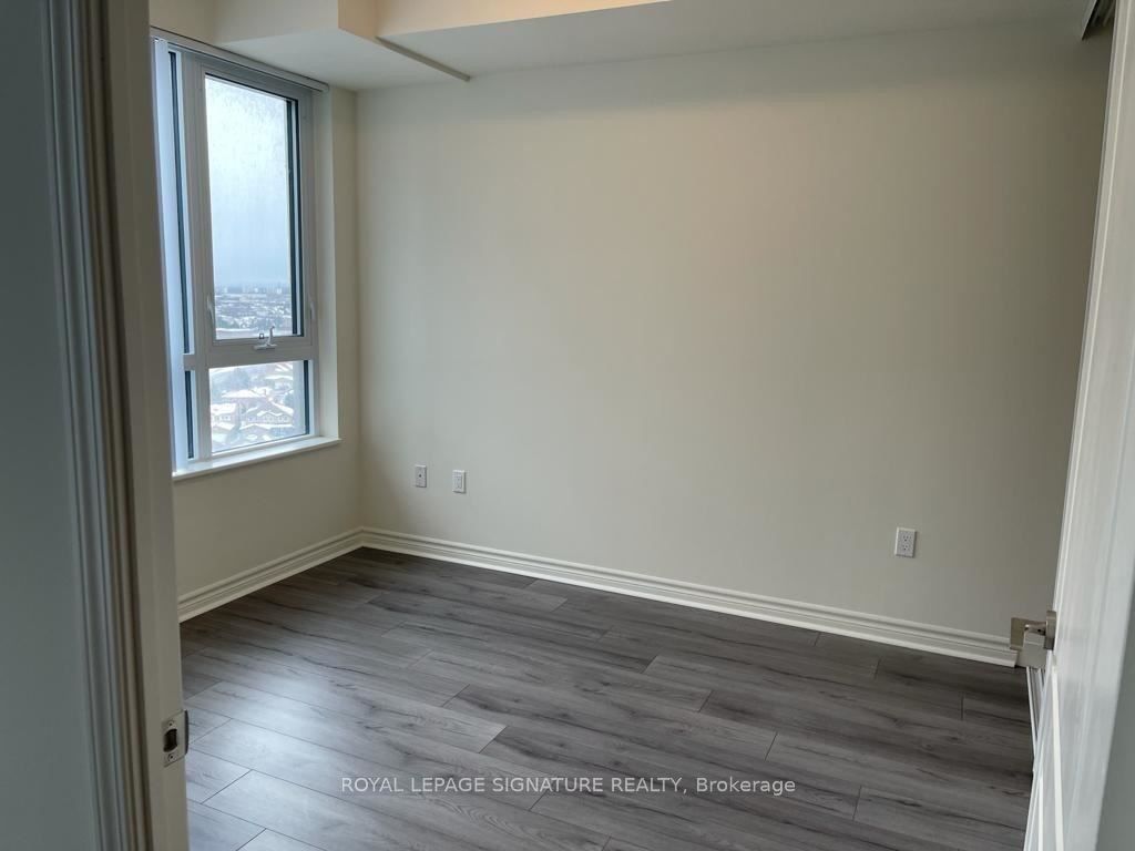 349 Rathburn Road 1509, Mississauga, ON L5B 0C8 photo 5
