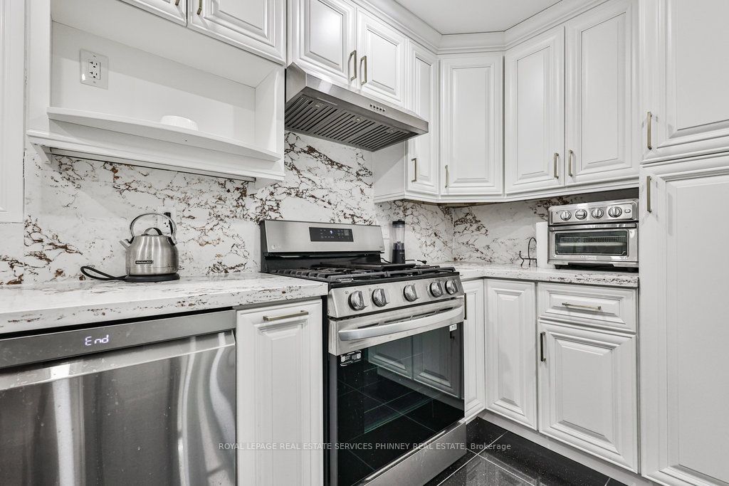 93 Park Street W 1, Mississauga, ON L5H 1L2 photo 5