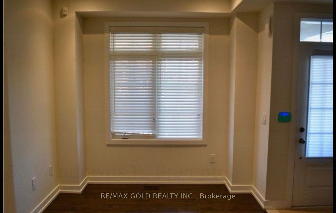 33 Villadowns Trail, Brampton, ON L6R 3V6 photo 4