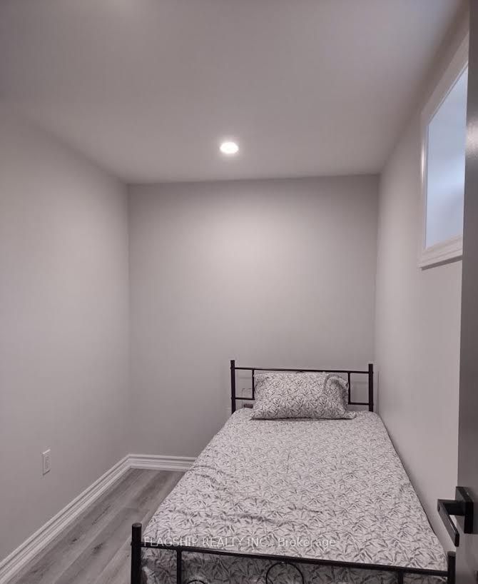 32 Norton Crescent, Halton Hills, ON L7G 1N2 photo 5