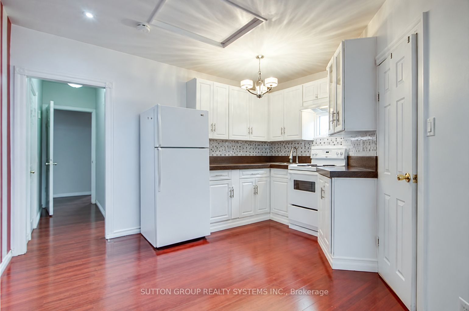 2094 Dufferin Street, Toronto, ON M6E 3R7 photo 2