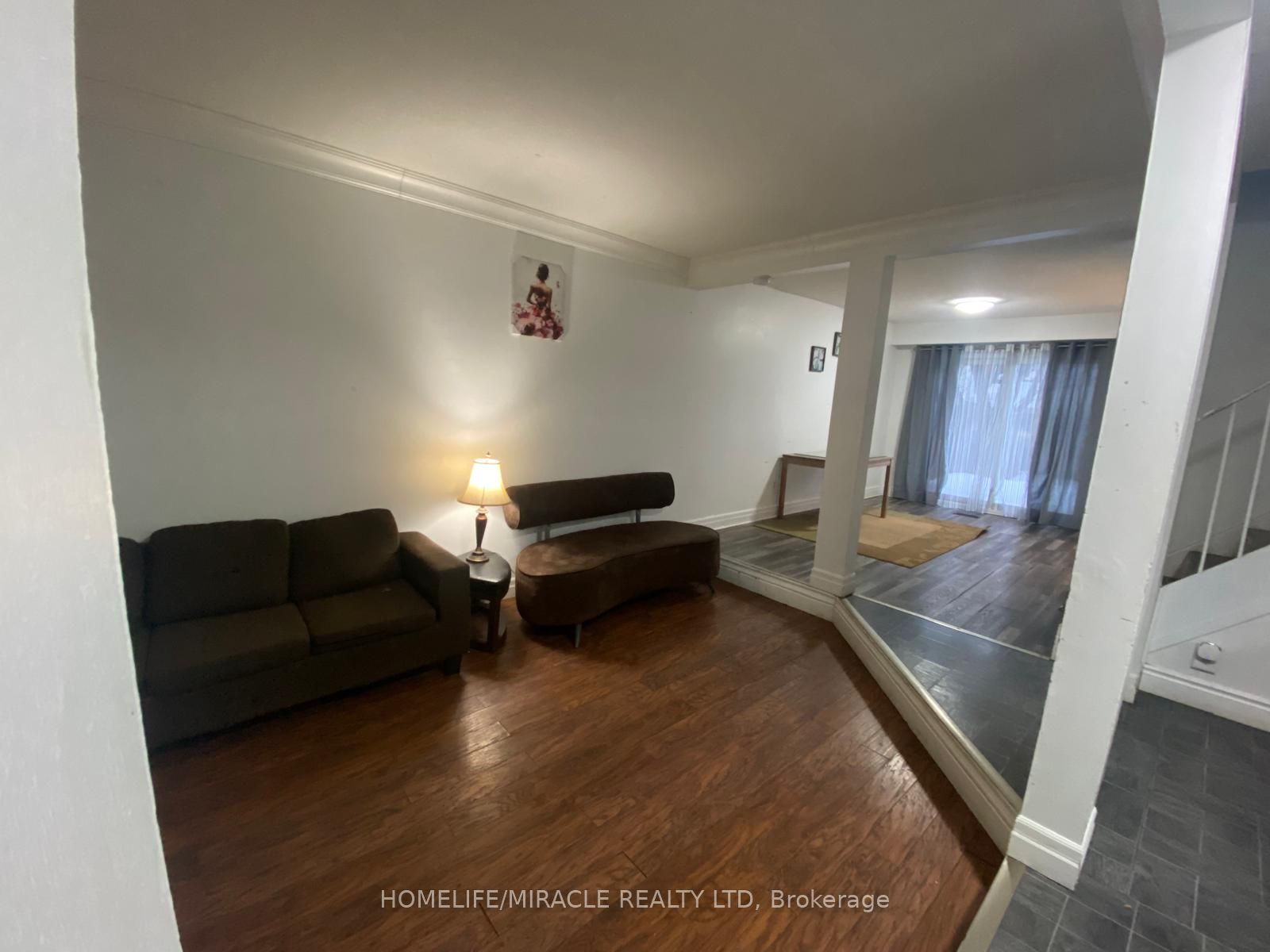 127 Fanshawe Drive, Brampton, ON L6Z 1A8 photo 4