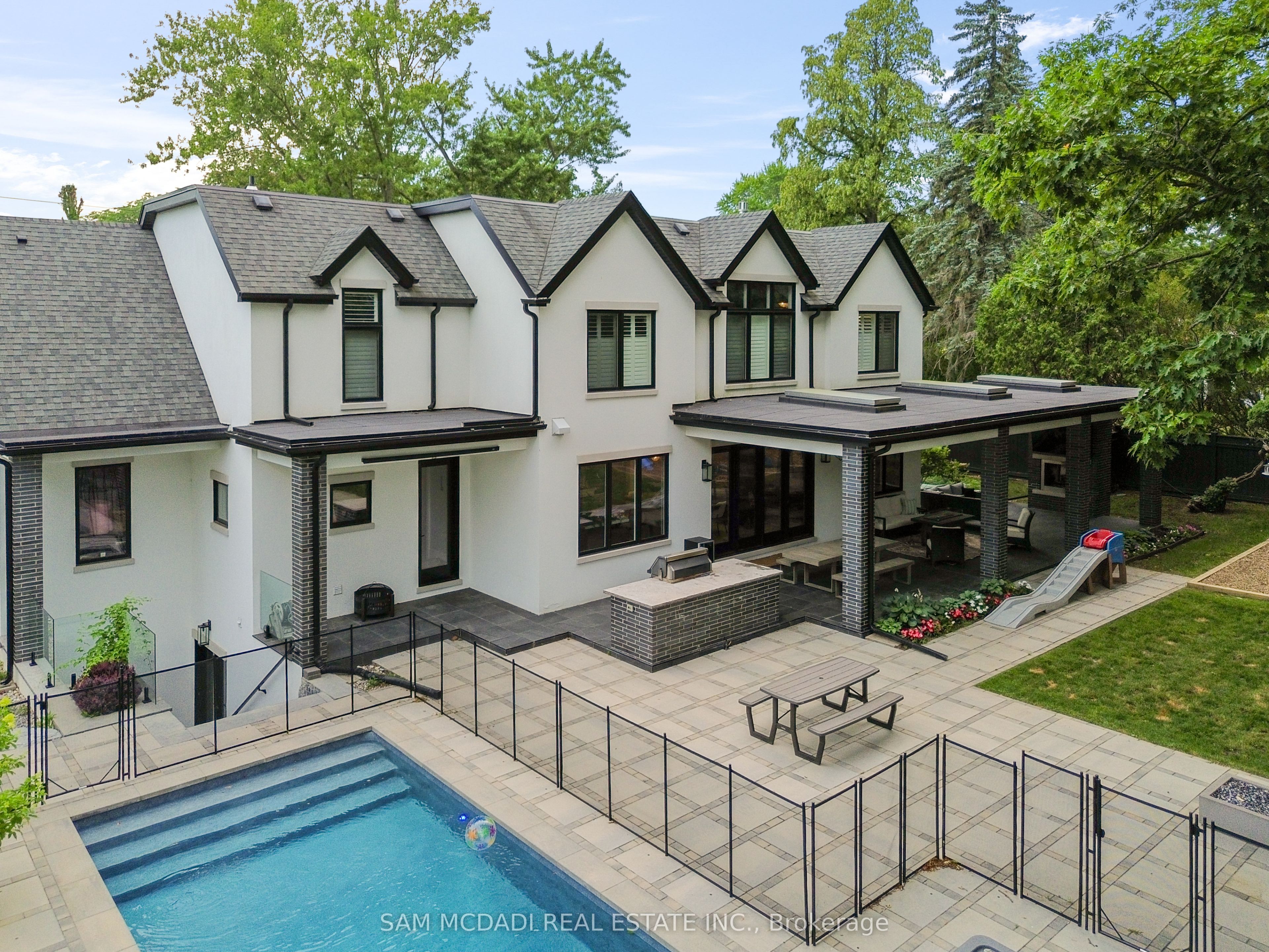 231 Wedgewood Drive, Oakville, ON L6J 4R6 photo 3