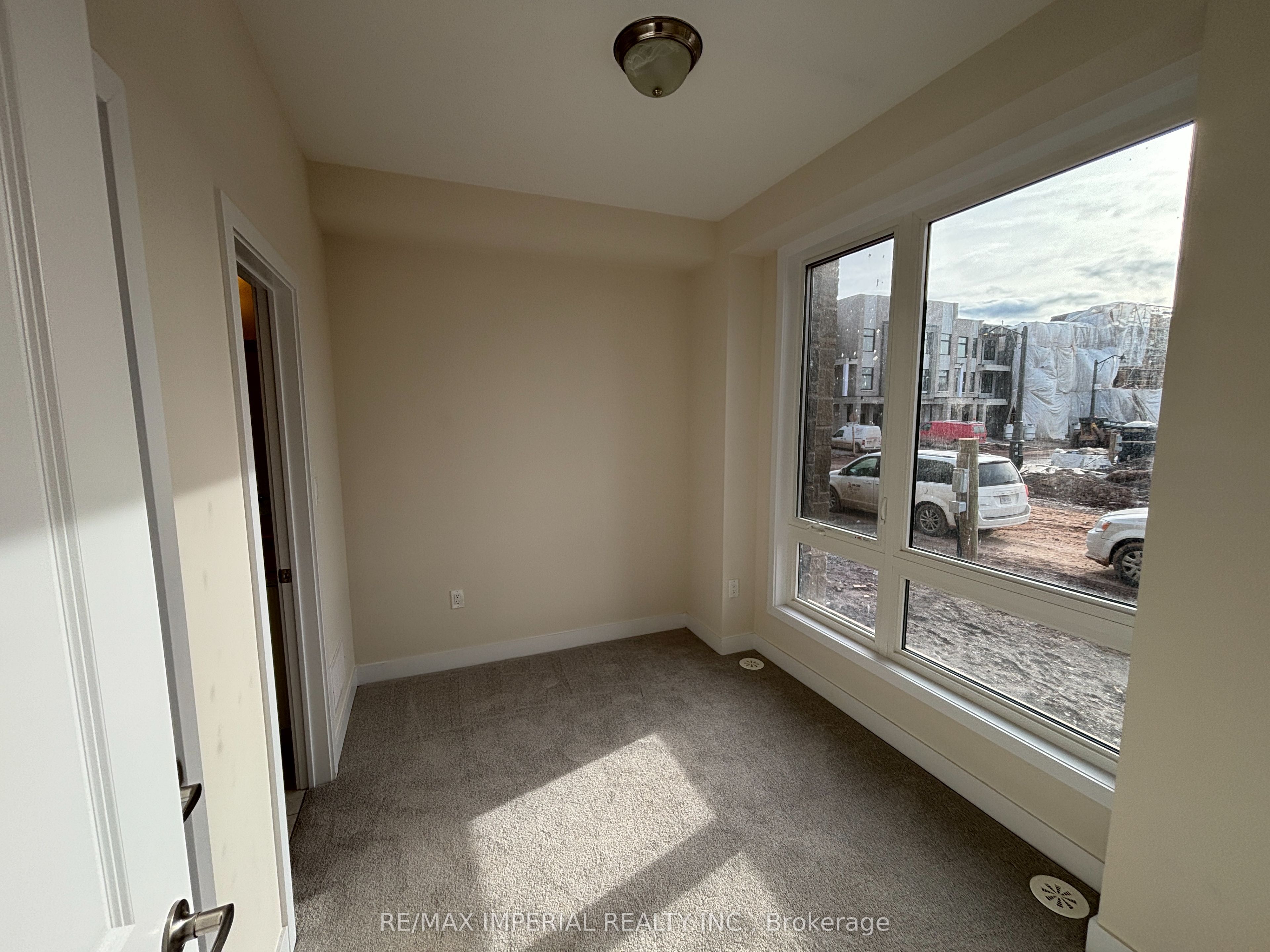 3085 Welsman Gardens, Oakville, ON L6H 7Z1 photo 3