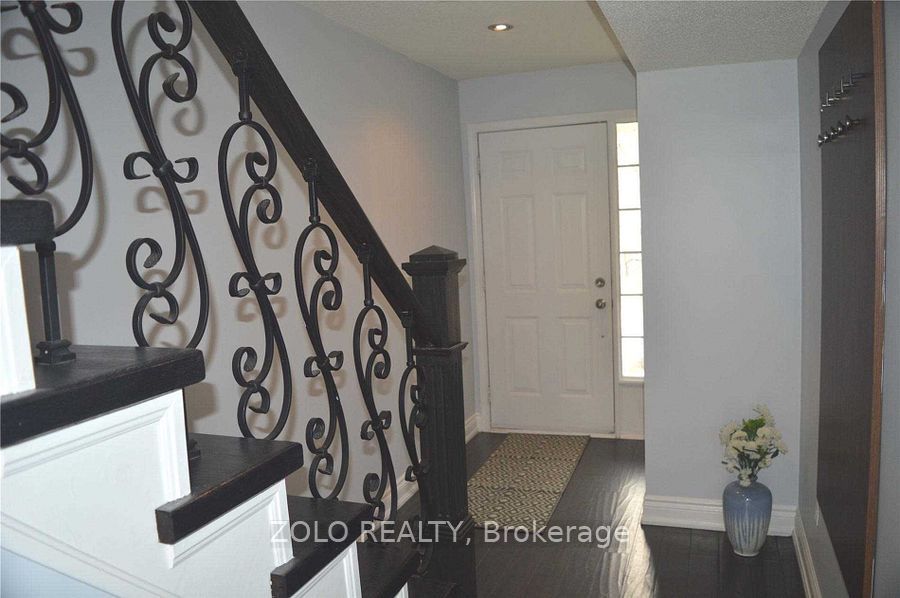80 Acorn Place 29, Mississauga, ON L4Z 4C9 photo 3