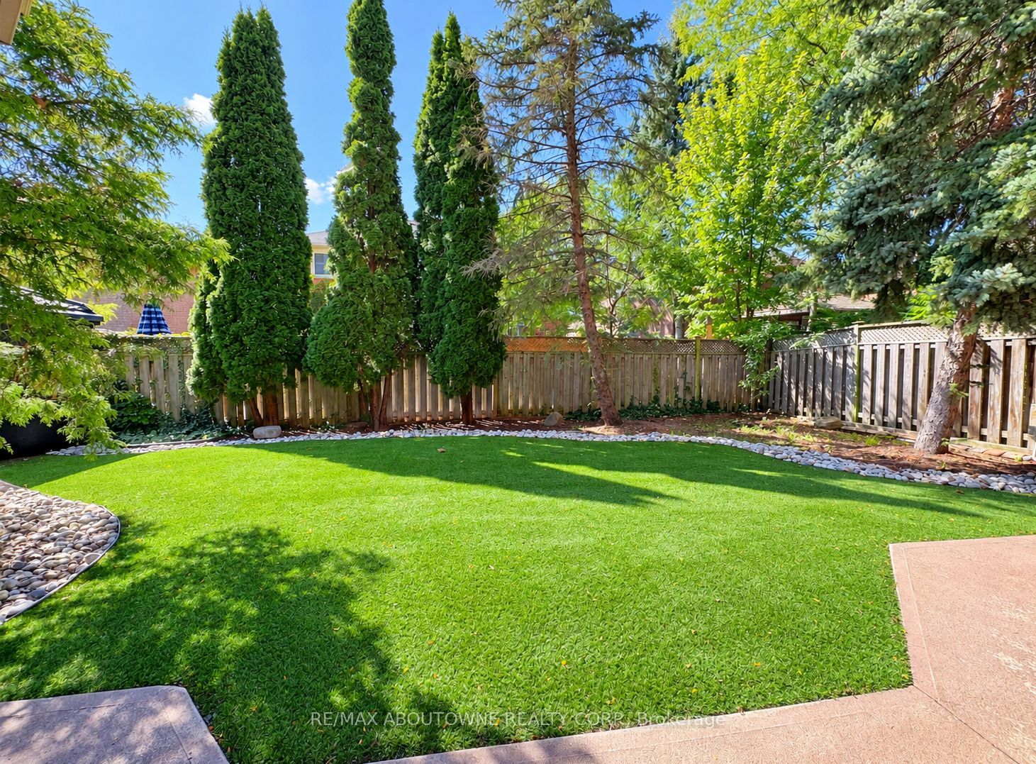 1374 Heritage Way Lower, Oakville, ON L6M 3C9