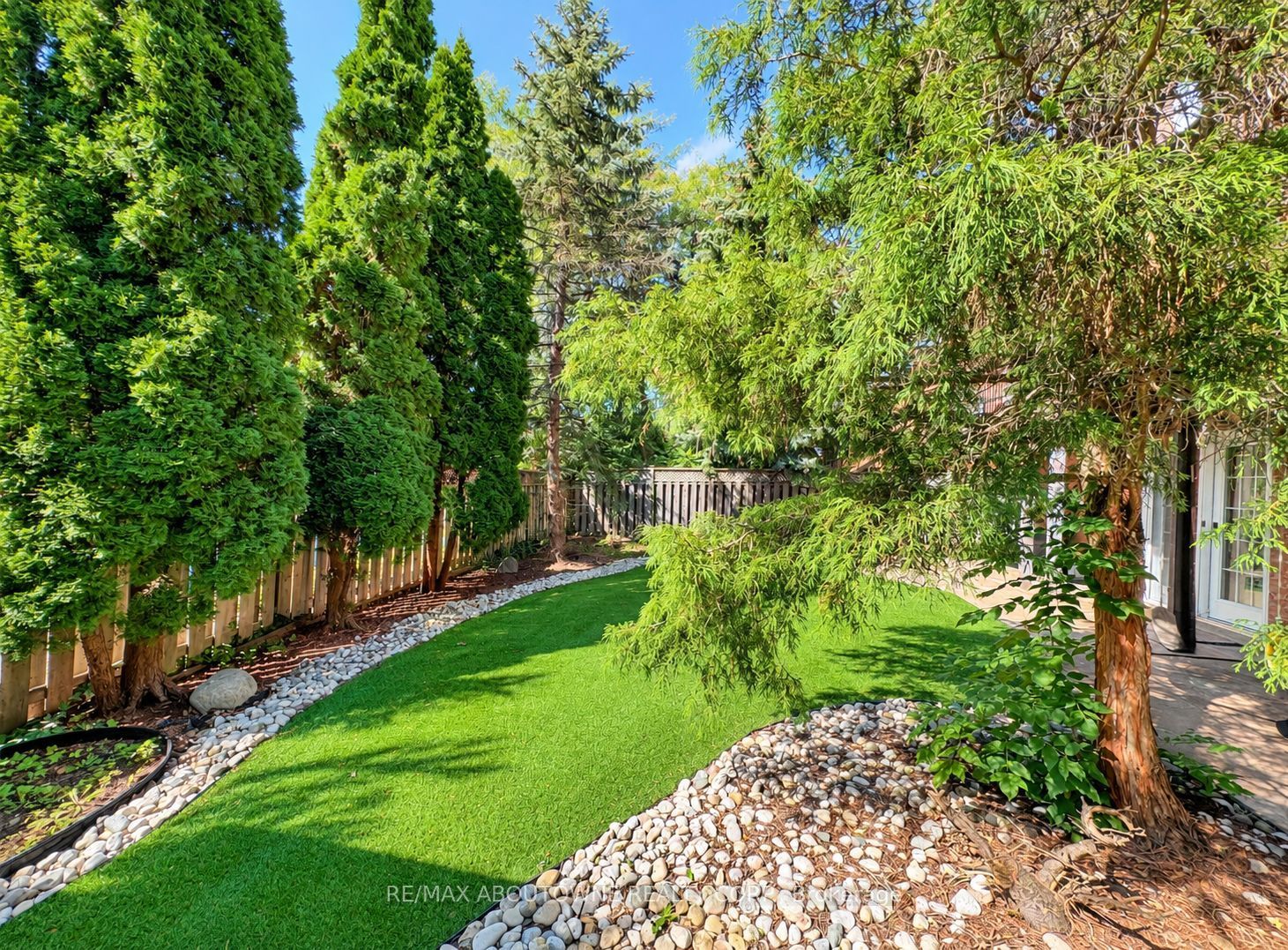 1374 Heritage Way Lower, Oakville, ON L6M 3C9 photo 2