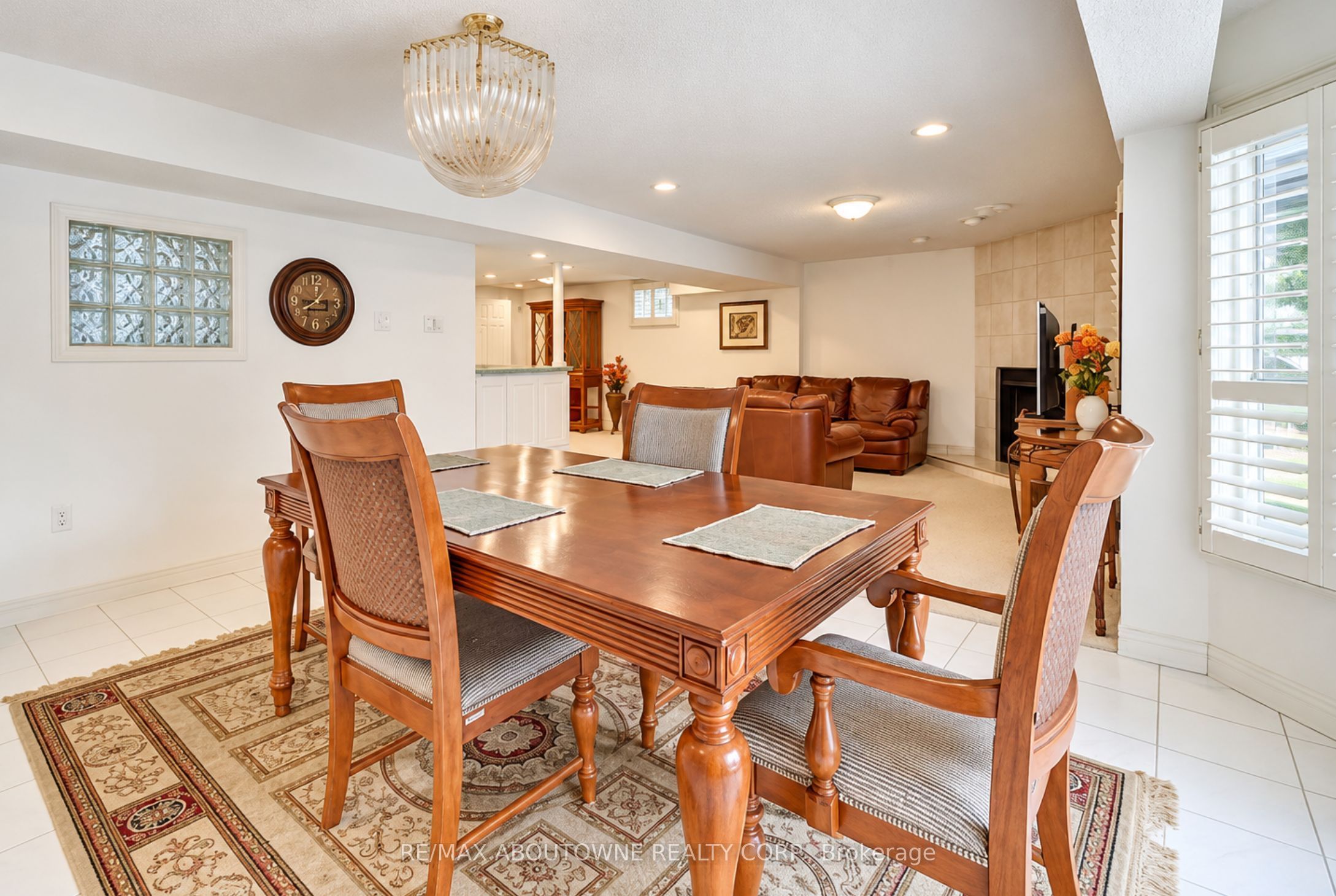 1374 Heritage Way Lower, Oakville, ON L6M 3C9 photo 3