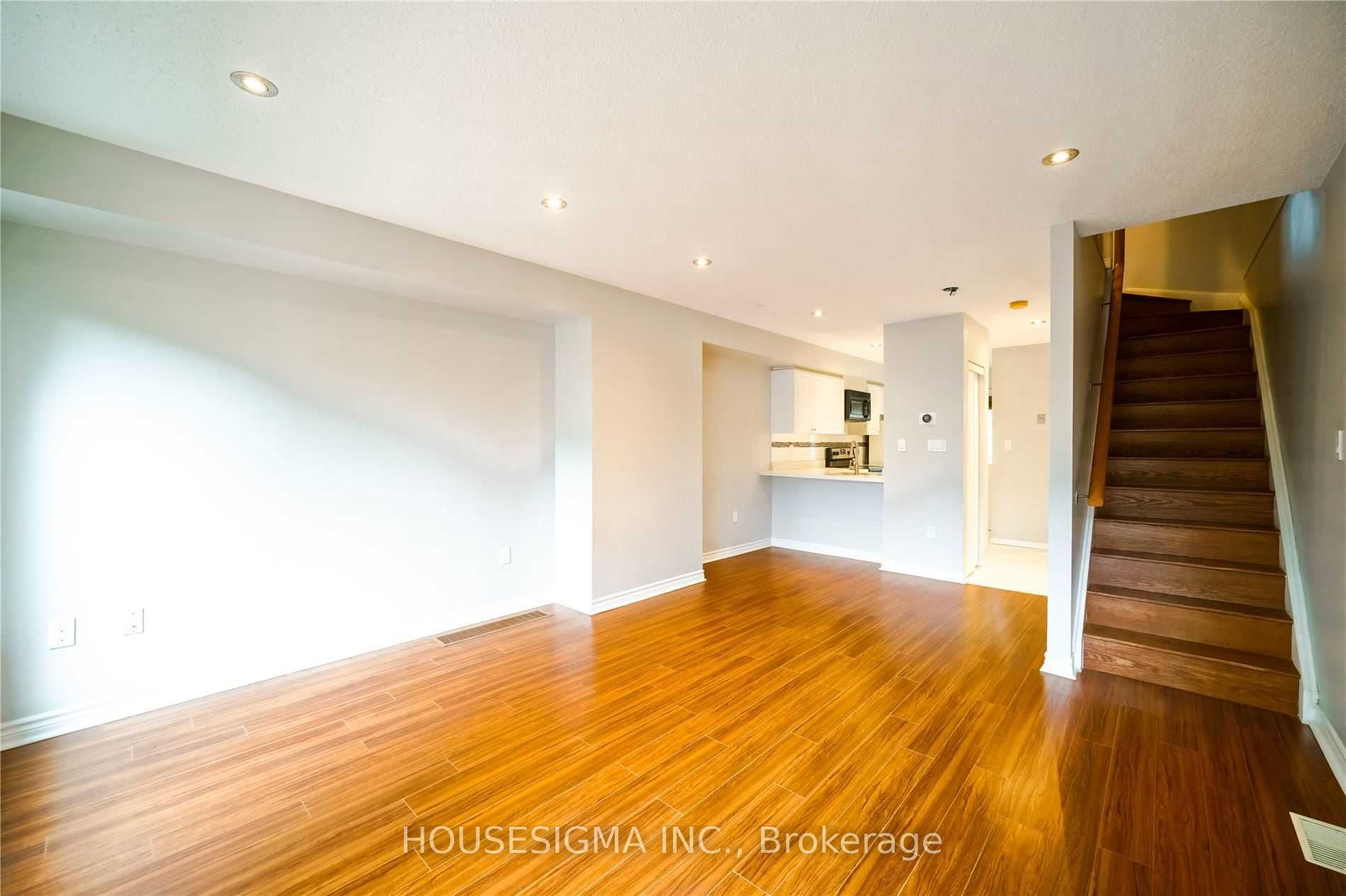 80 Strathaven Drive 21, Mississauga, ON L5R 3V9 photo 5