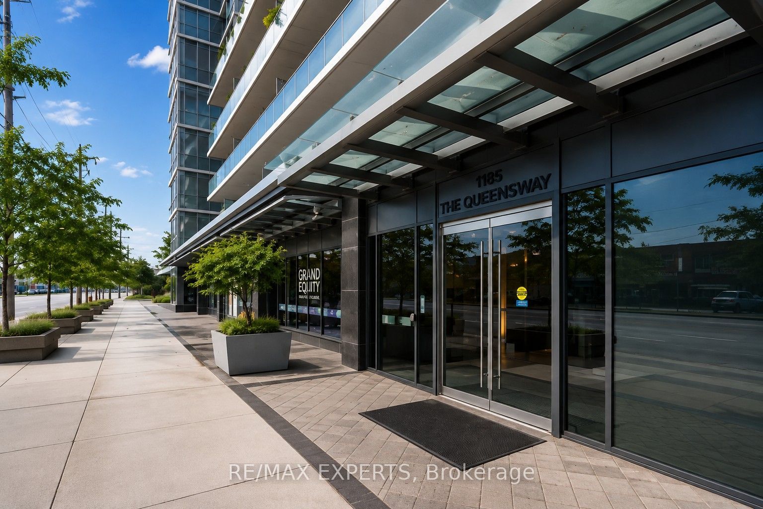 1185 The Queensway 1105, Toronto, ON M8Z 0C6 photo 3