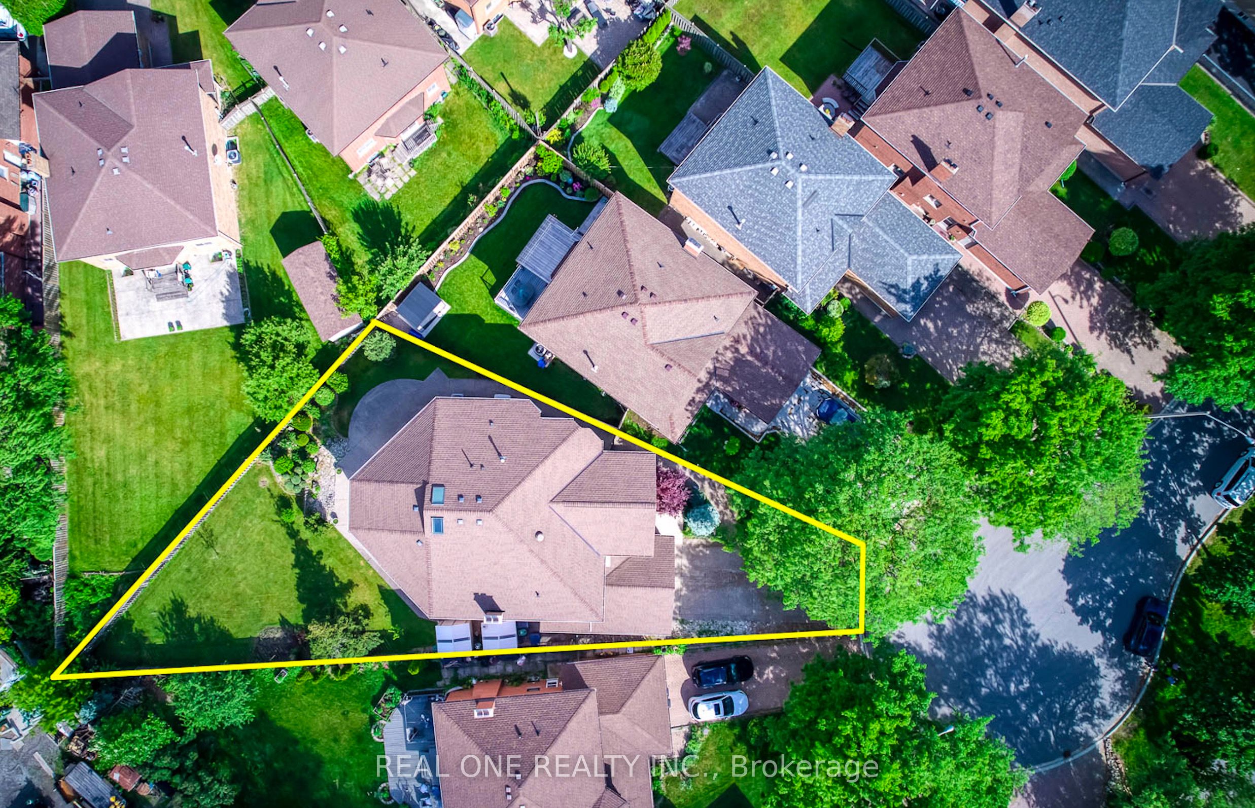 71 Stock Avenue, Toronto, ON M8Z 5C5 photo 3
