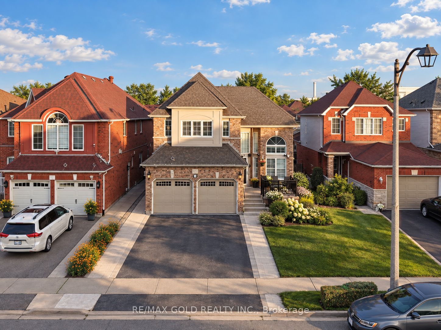 9 Squirreltail Way, Brampton, ON L6R 1X4 photo 2