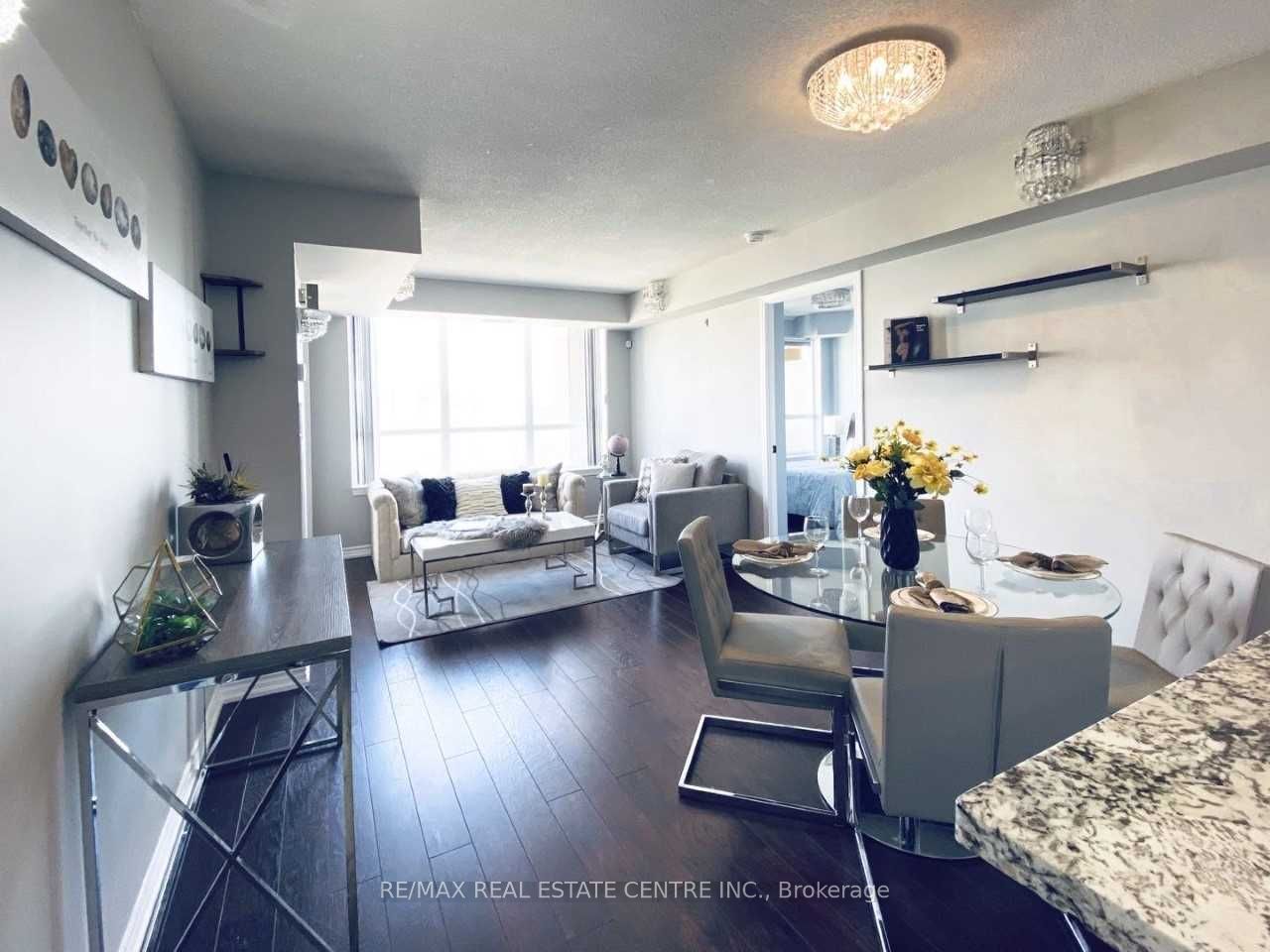 4080 Living Arts Drive 1801, Mississauga, ON L5B 4N3 photo 2