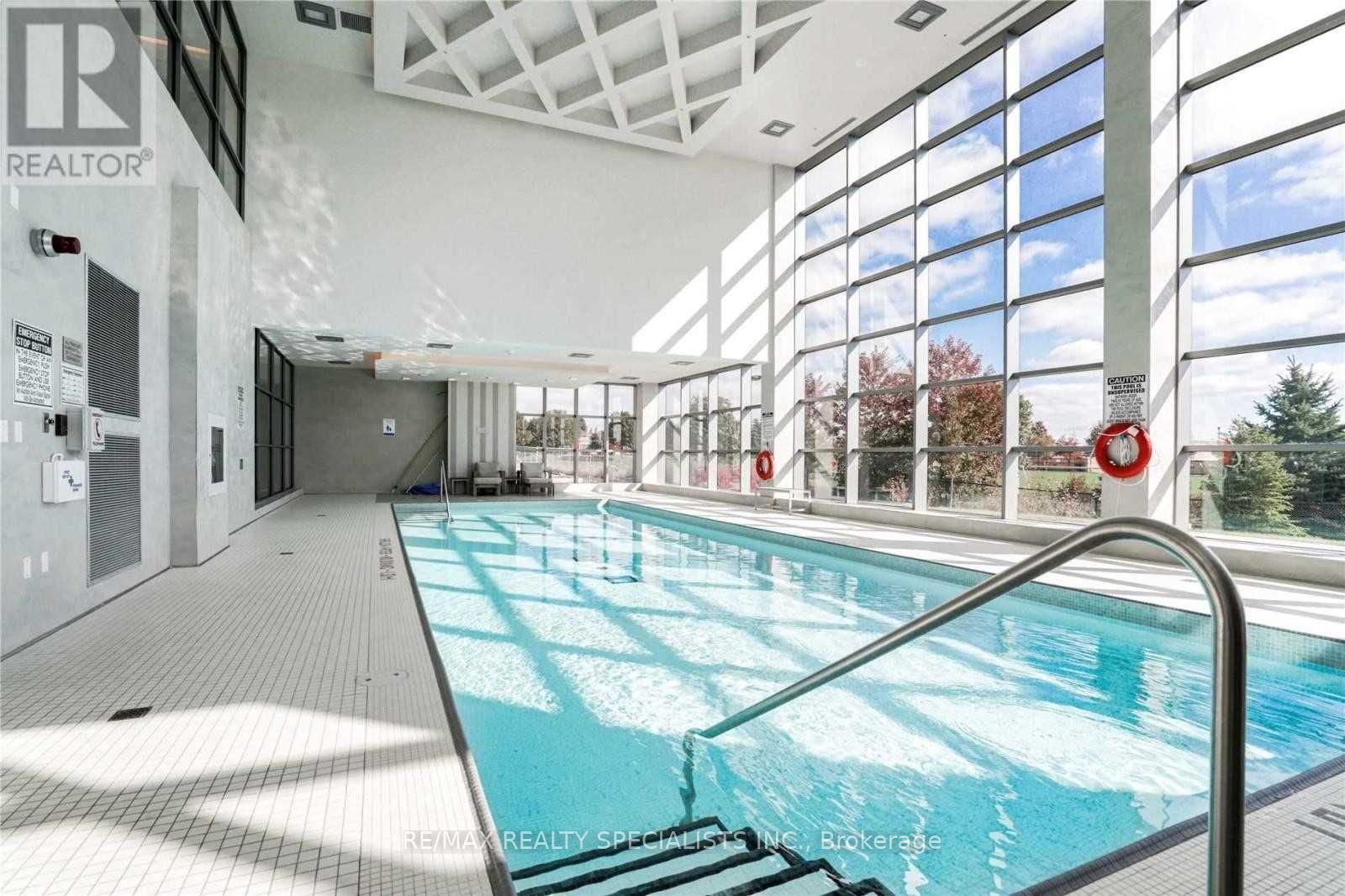 4677 Glen Erin Drive 302, Mississauga, ON L5M 2E3 photo 5