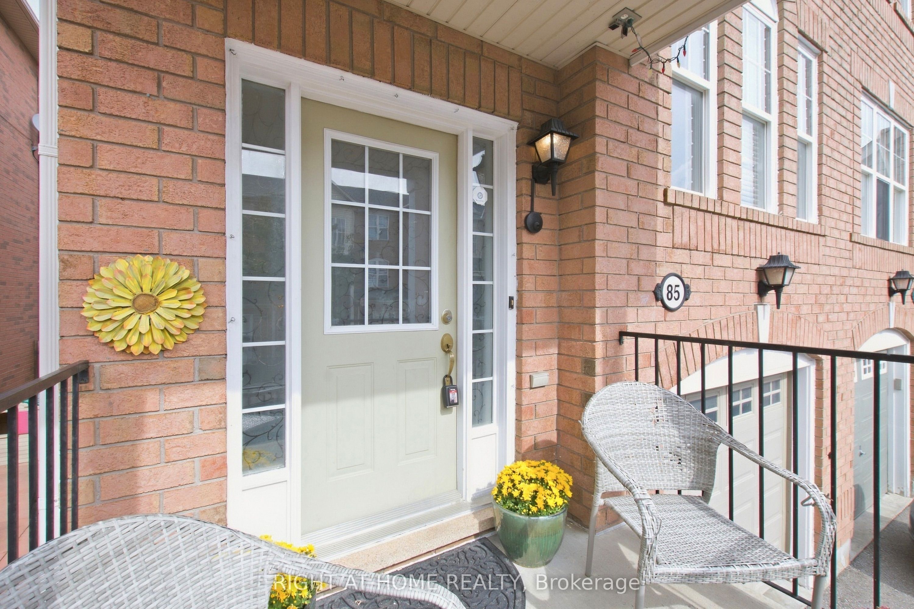 85 Seed House Lane, Halton Hills, ON L7G 6K4 photo 4