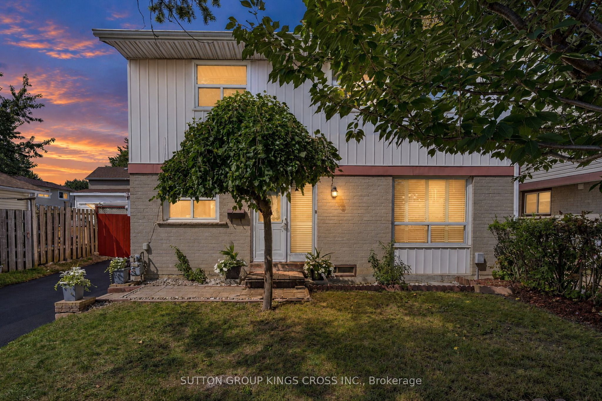 2 Hemlark Court, Brampton, ON L6S 2B7 photo 4
