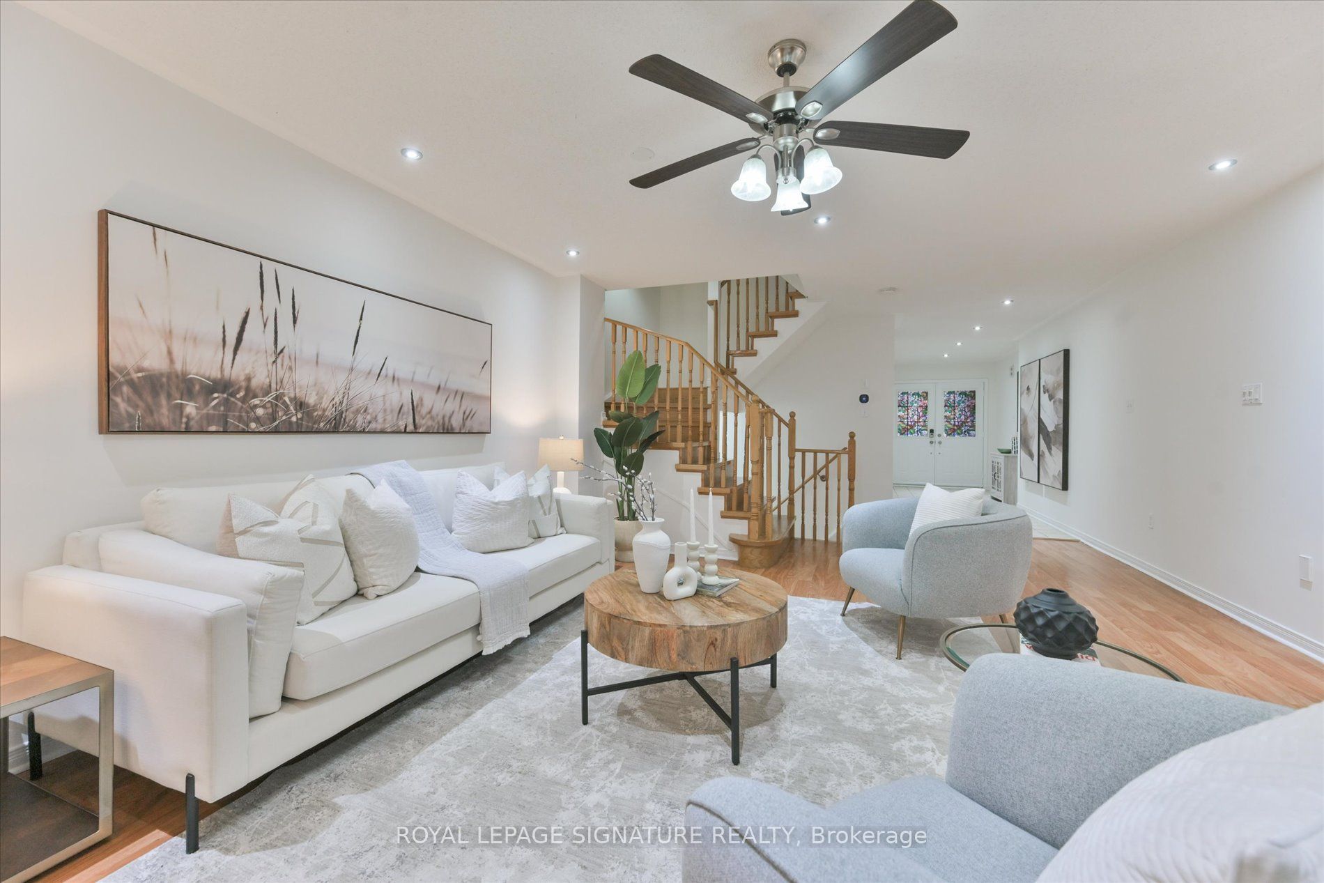 587 Candlestick Circle, Mississauga, ON L4Z 0B3 photo 3