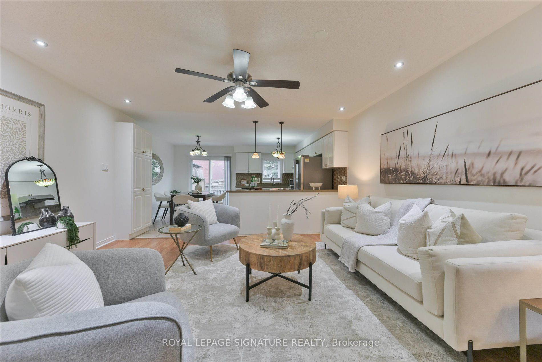 587 Candlestick Circle, Mississauga, ON L4Z 0B3 photo 4