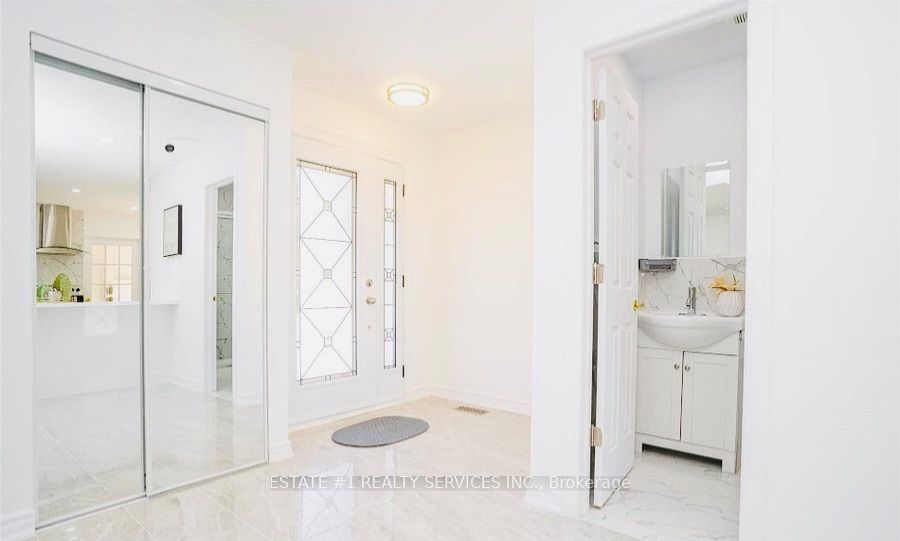 80 Addington Crescent, Brampton, ON L6T 2R3 photo 4