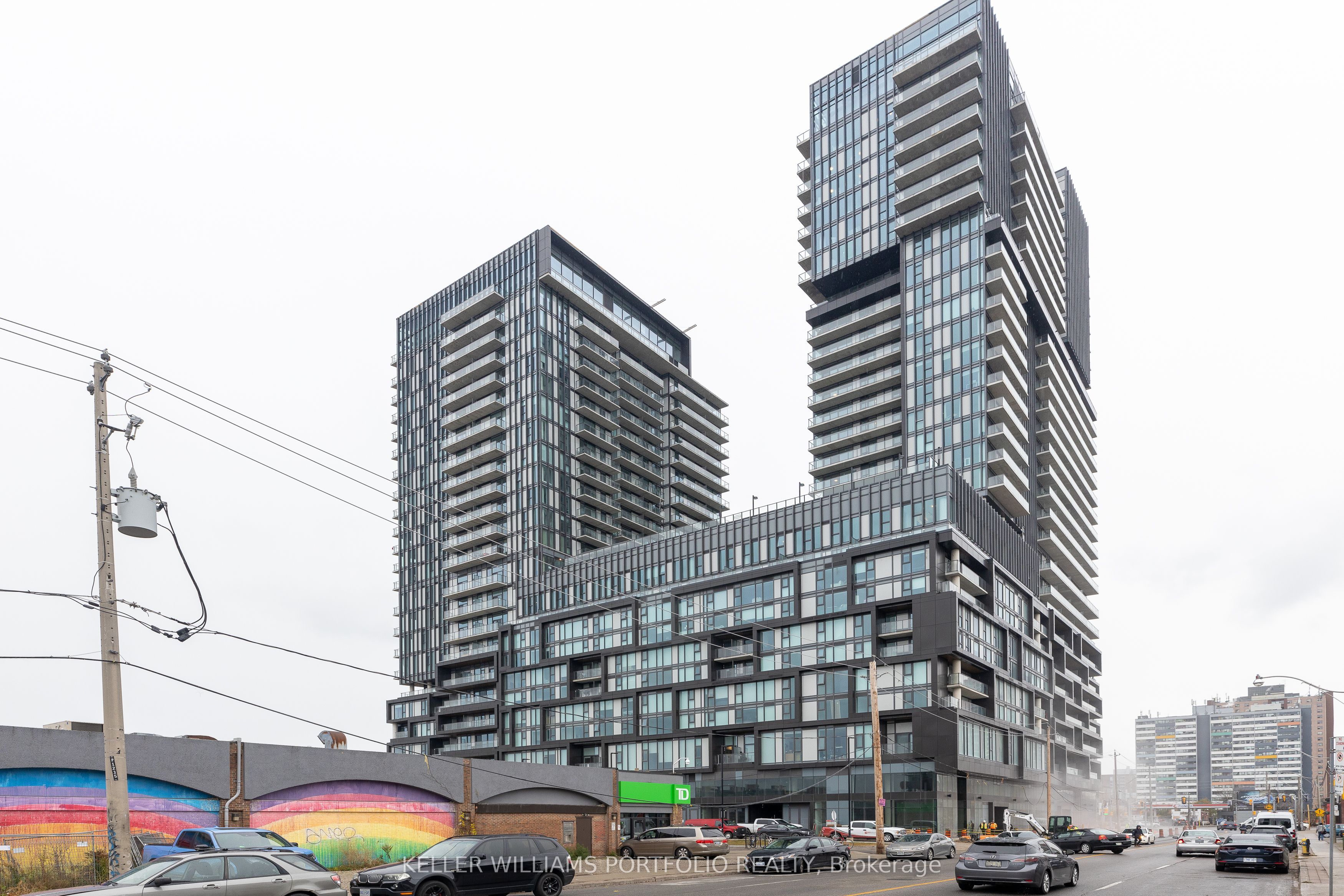 1285 Dupont Street 2406, Toronto, ON M6H 0E3 photo 2
