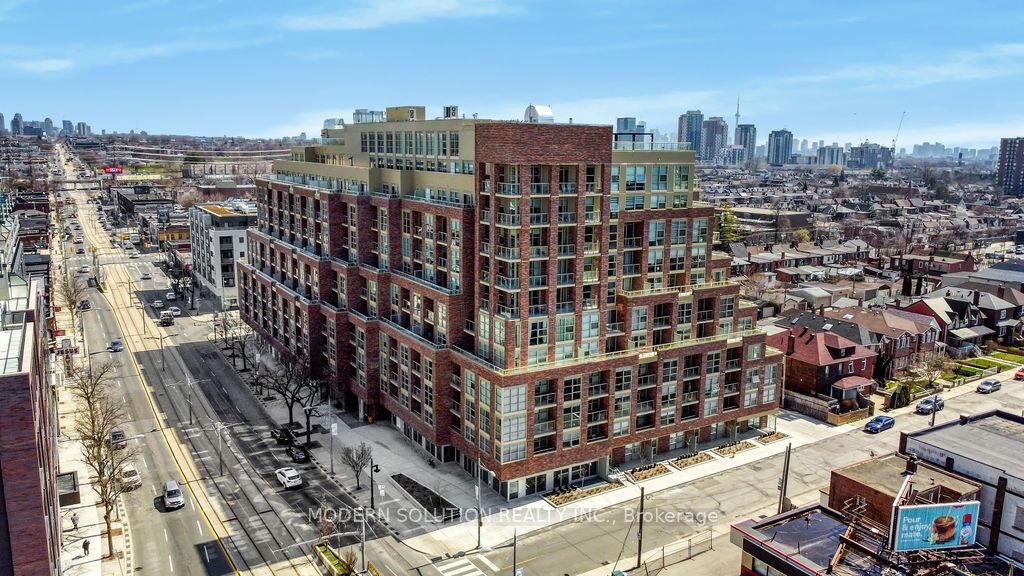 1787 St Clair Avenue W 308, Toronto, ON M6N 0B7