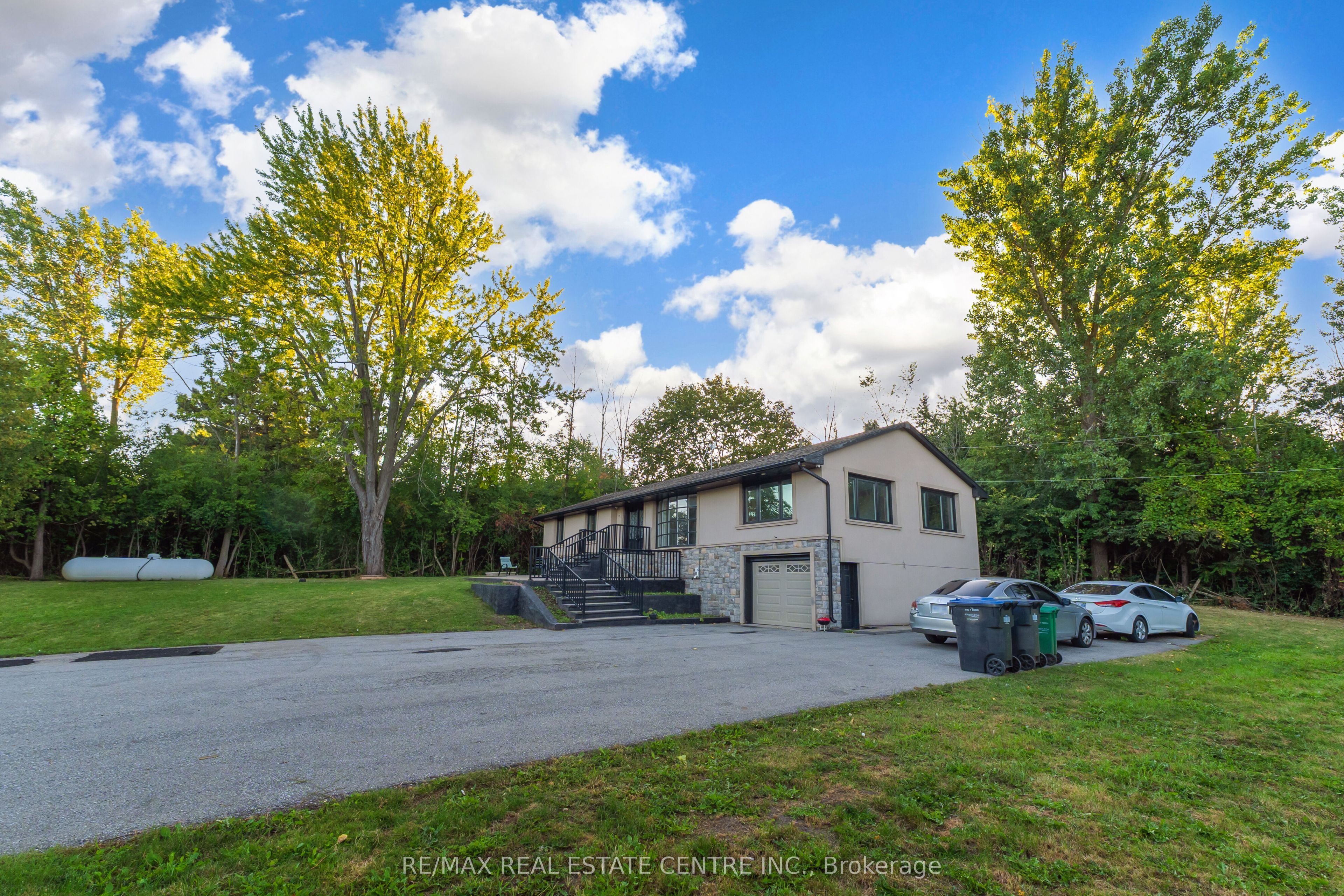1910 Olde Base Line Road, Caledon, ON L7C 0J2 photo 2