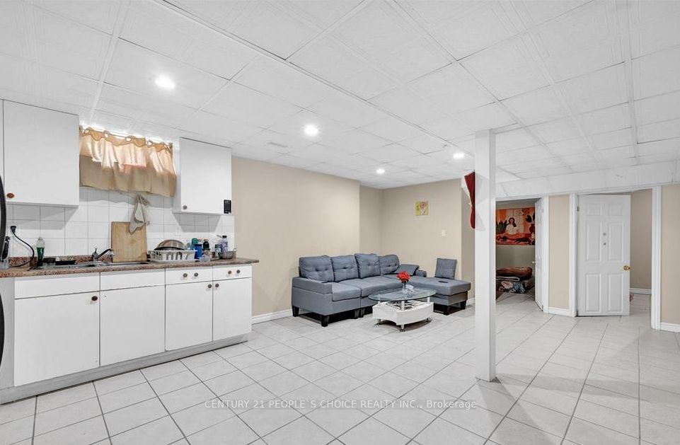 104 Larkspur Road Basement, Brampton, ON L6R 1X2 photo 5