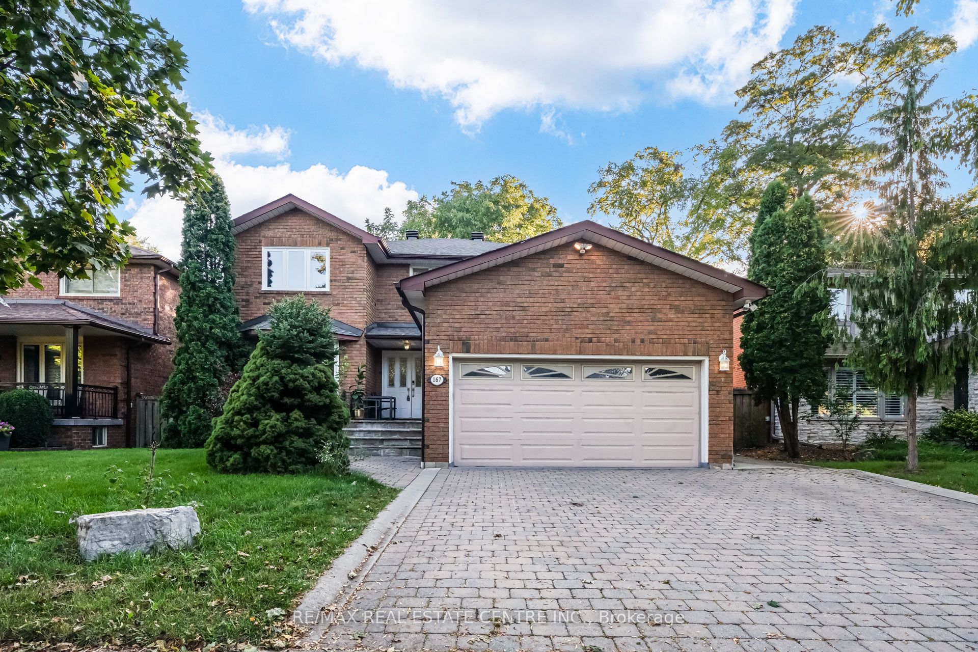 167 Whitchurch Mews Upper Level, Mississauga, ON L5A 4B2 photo 2