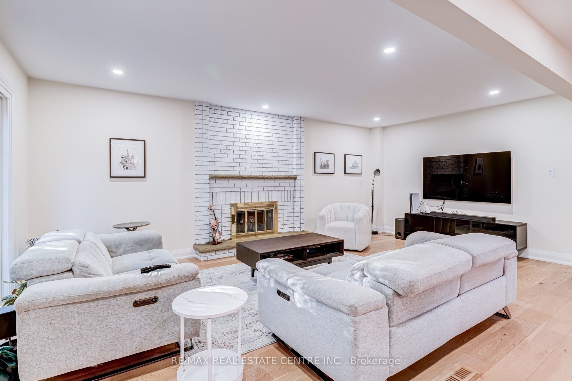167 Whitchurch Mews Upper Level, Mississauga, ON L5A 4B2 photo 4