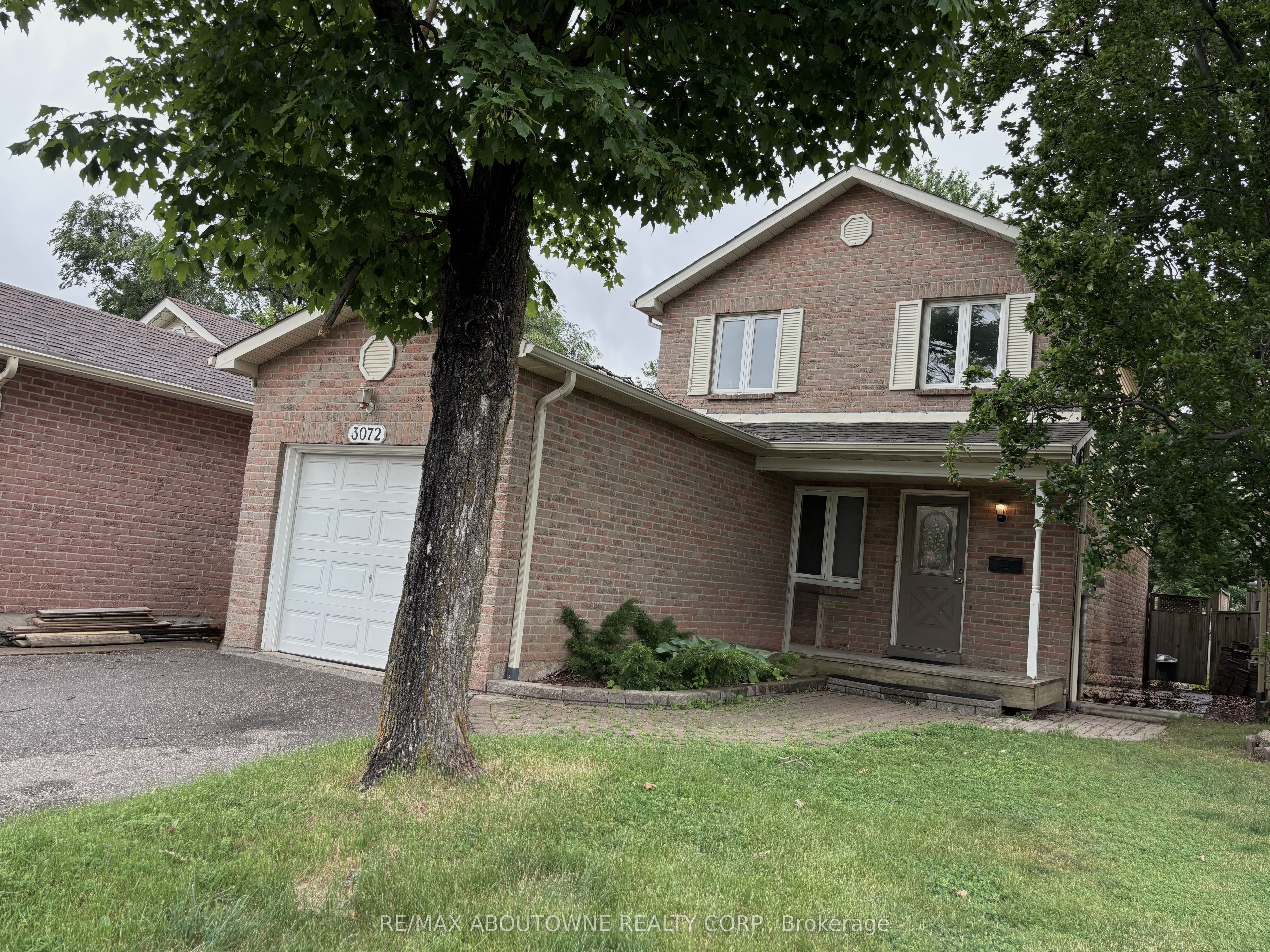 3072 Patrick Crescent, Mississauga, ON L5N 3G5