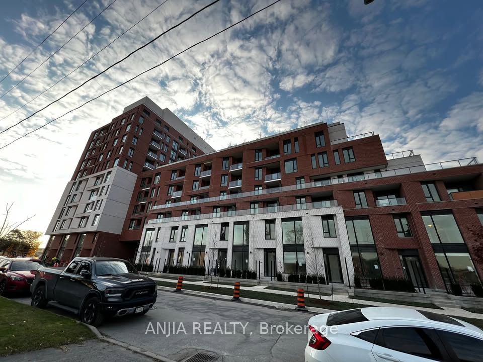 3100 Keele Street 412, Toronto, ON M3M 2H4 photo 4