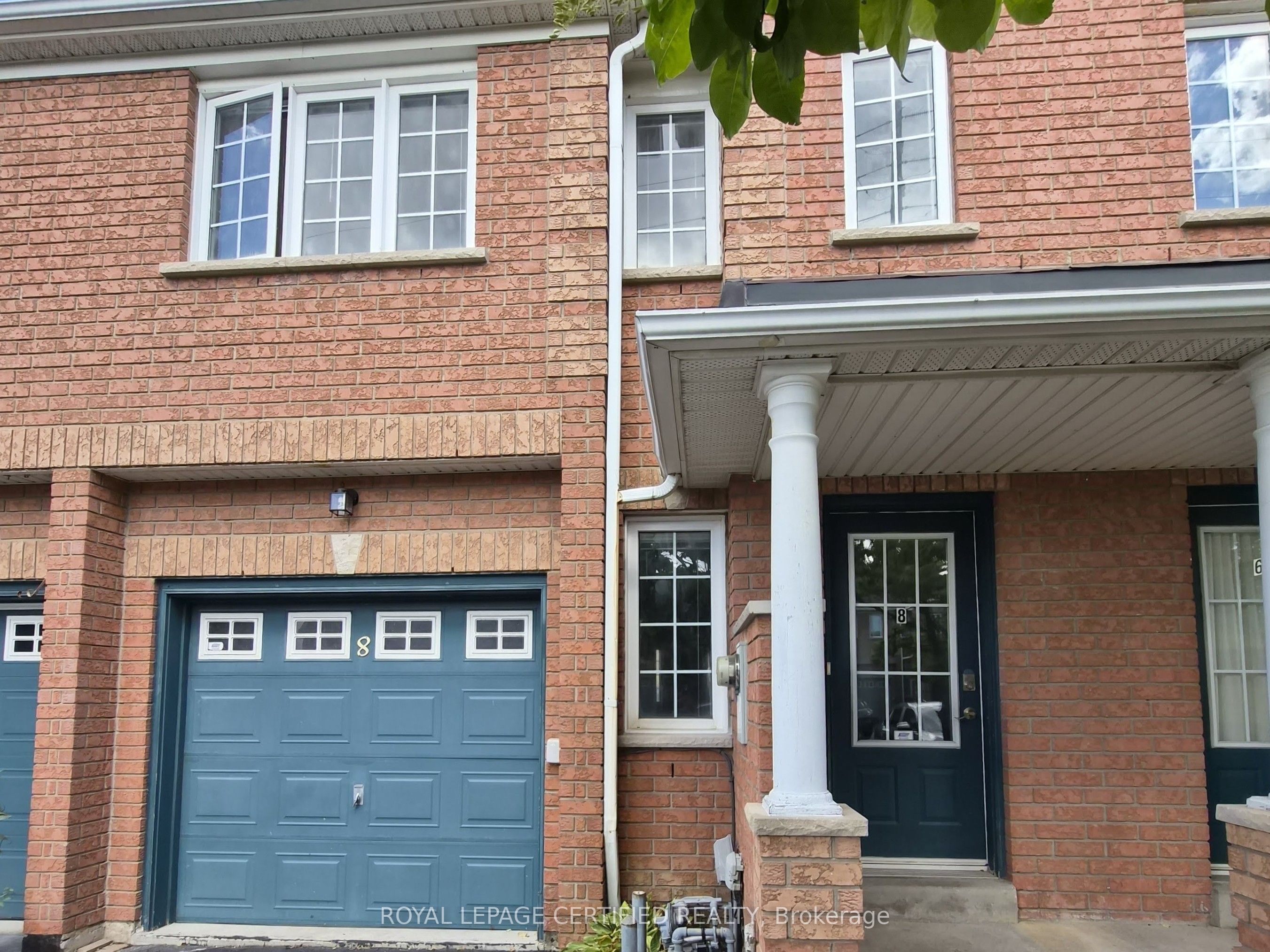 8 James Street, Mississauga, ON L5M 1R5