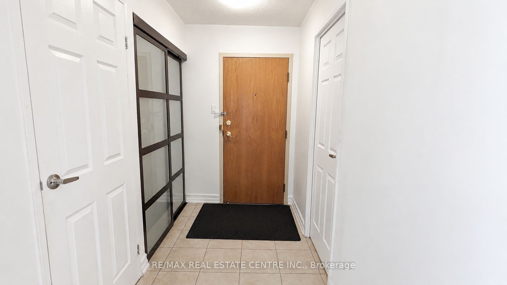 300 Webb Drive 1515, Mississauga, ON L5B 3W3 photo 4