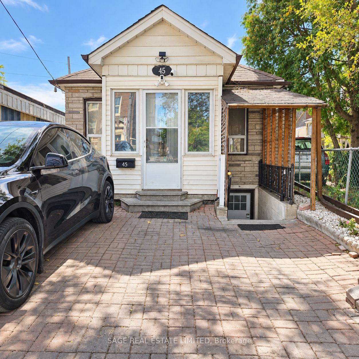 45 Turnberry Avenue, Toronto, ON M6N 1P9