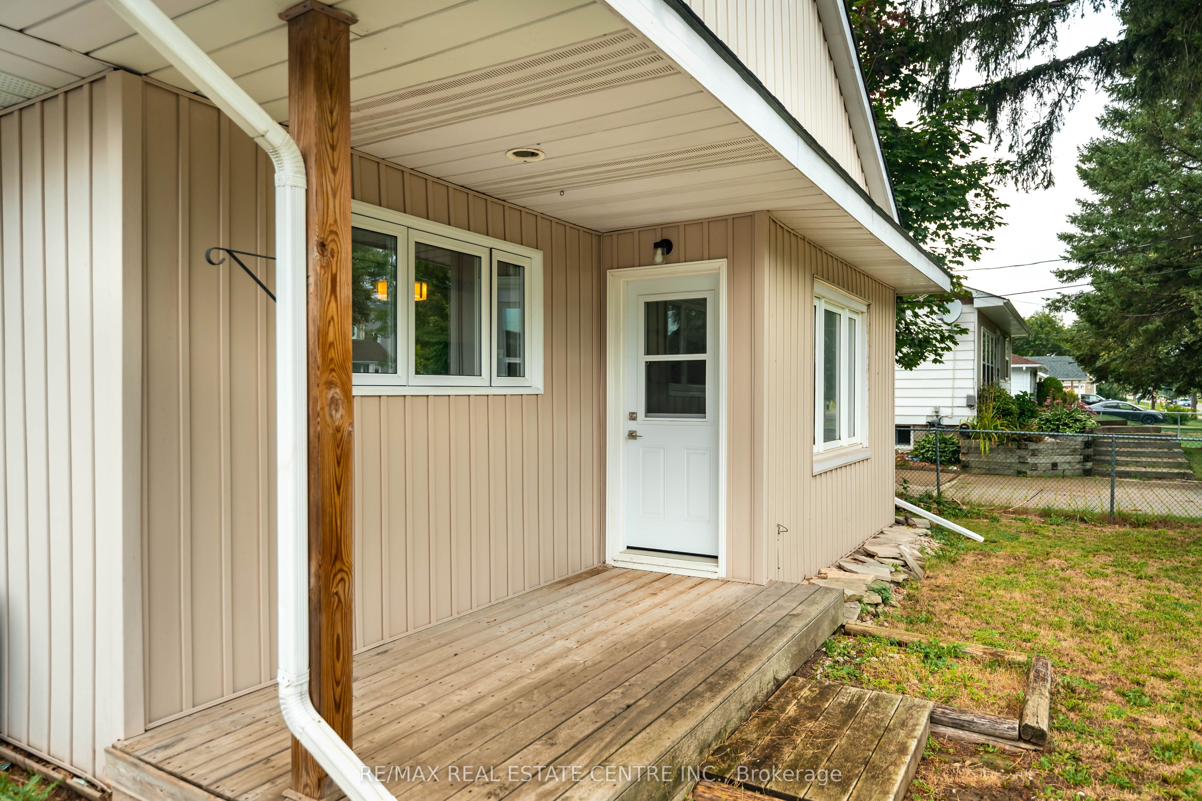 23 Third Street, Orangeville, ON L9W 2B2 photo 4