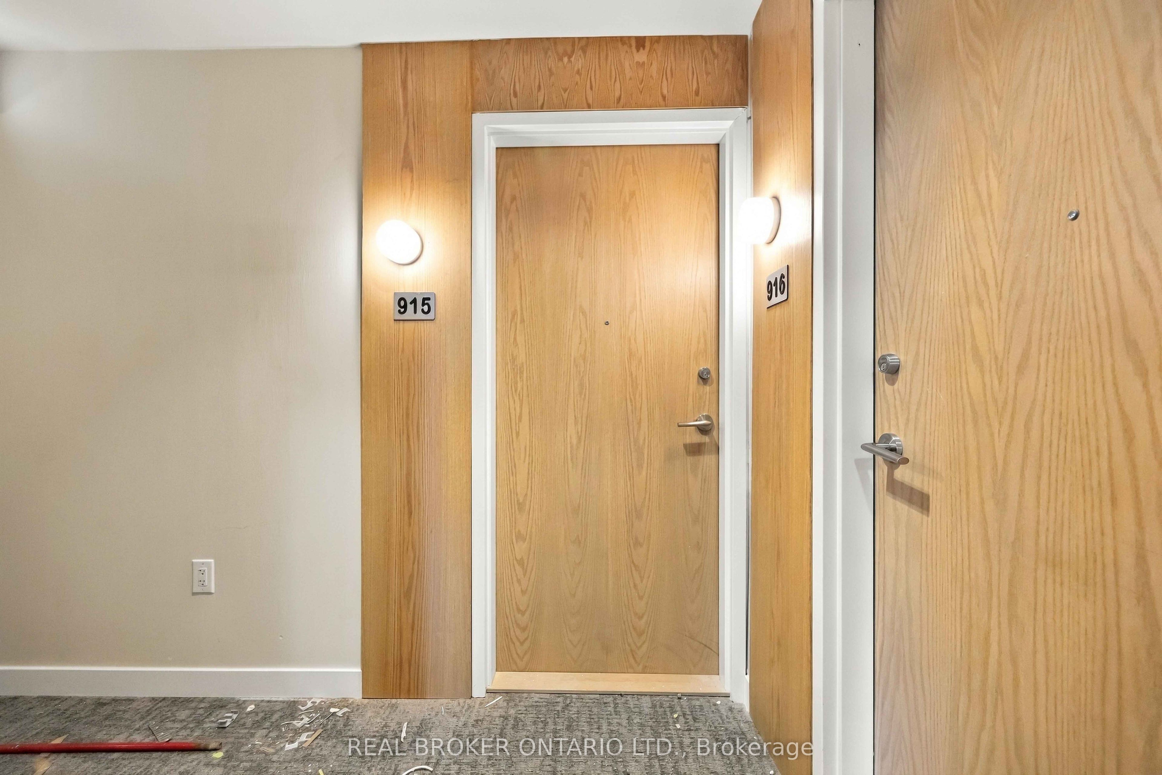 2825 Jane Street 915, Toronto, ON M3N 0A8 photo 3