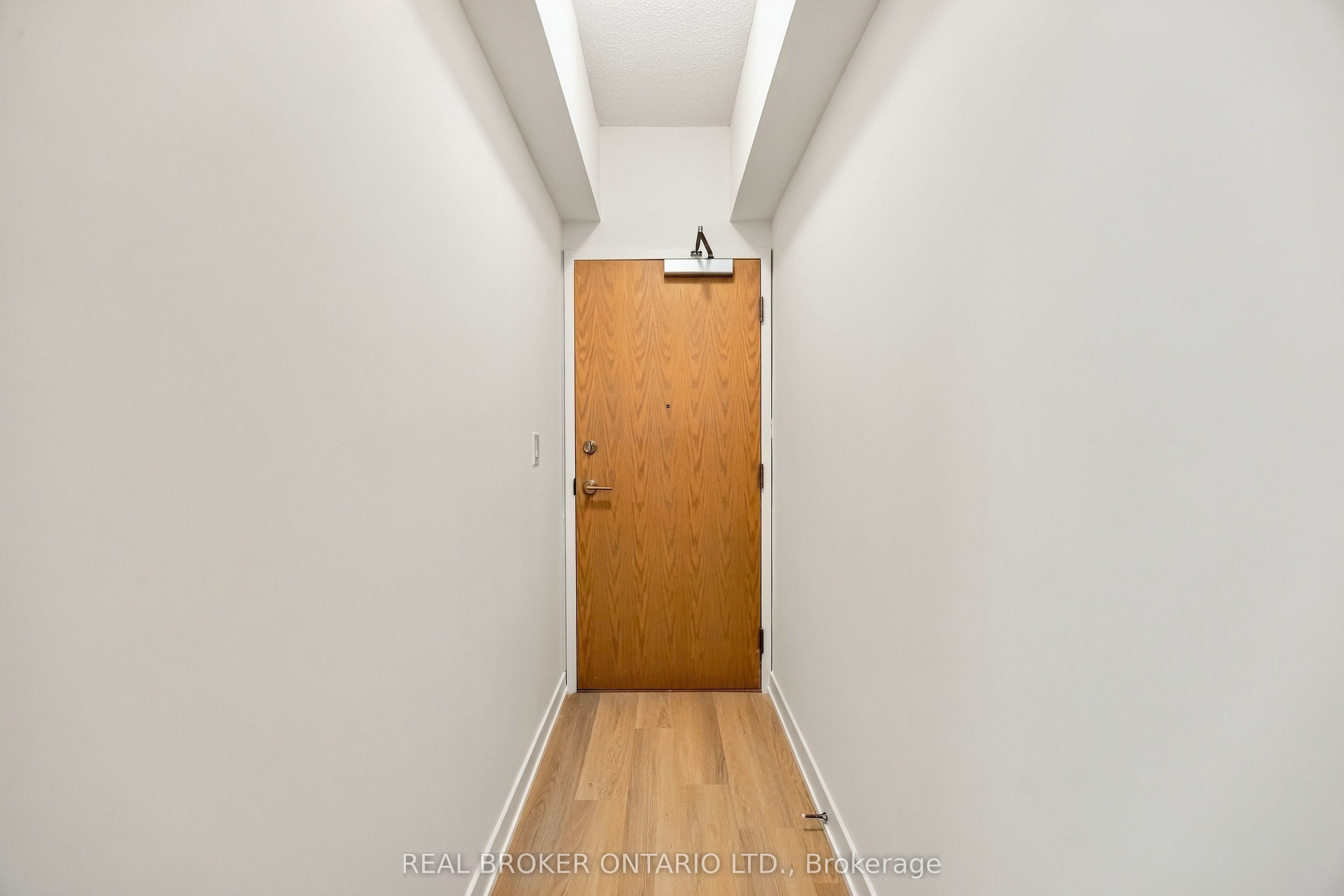2825 Jane Street 915, Toronto, ON M3N 0A8 photo 5