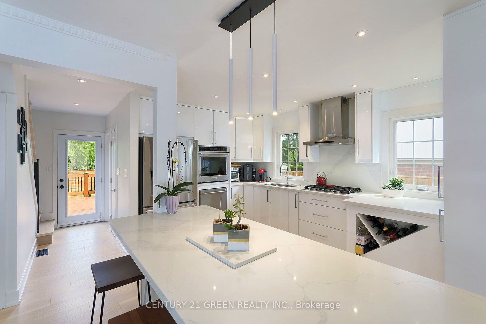 32 Castlebar Road, Toronto, ON M8Z 2J5 photo 4