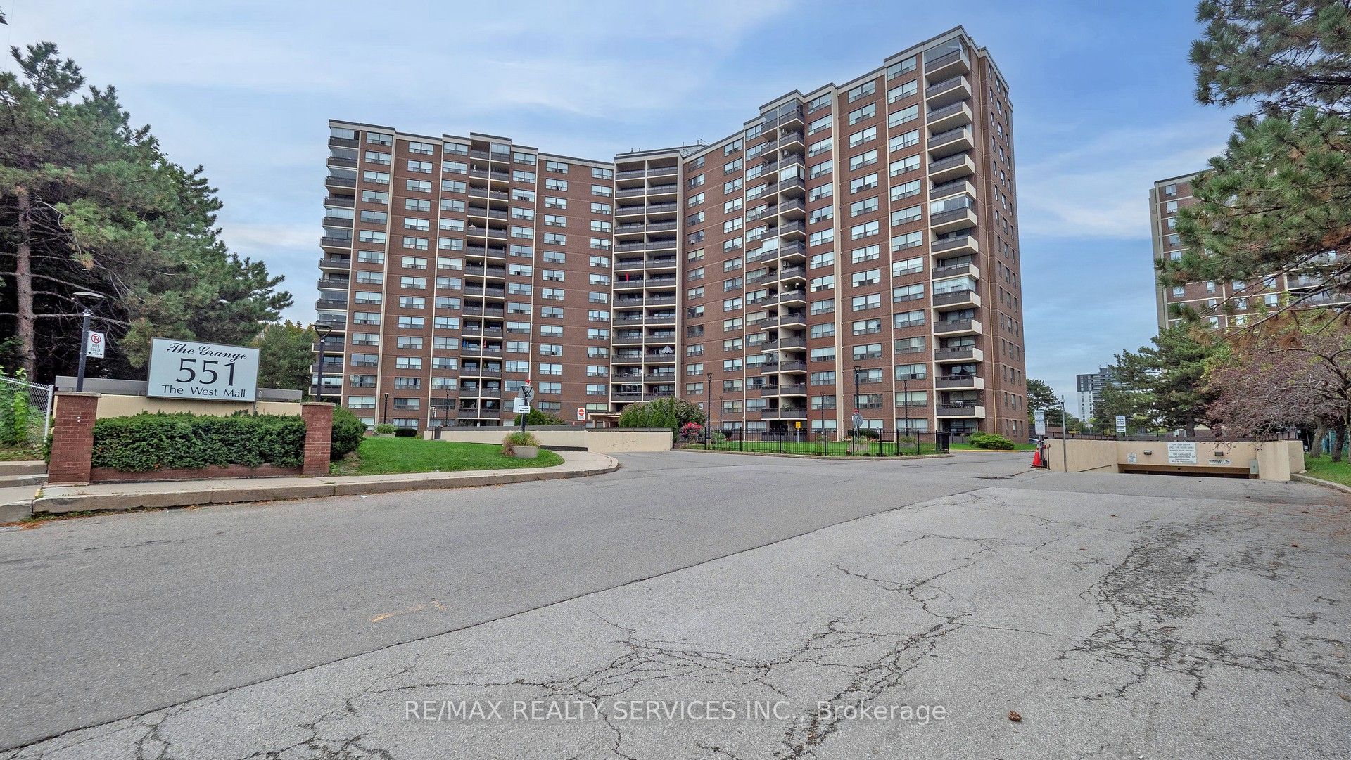 551 The West Mall 1219, Toronto, ON M9C 1G7