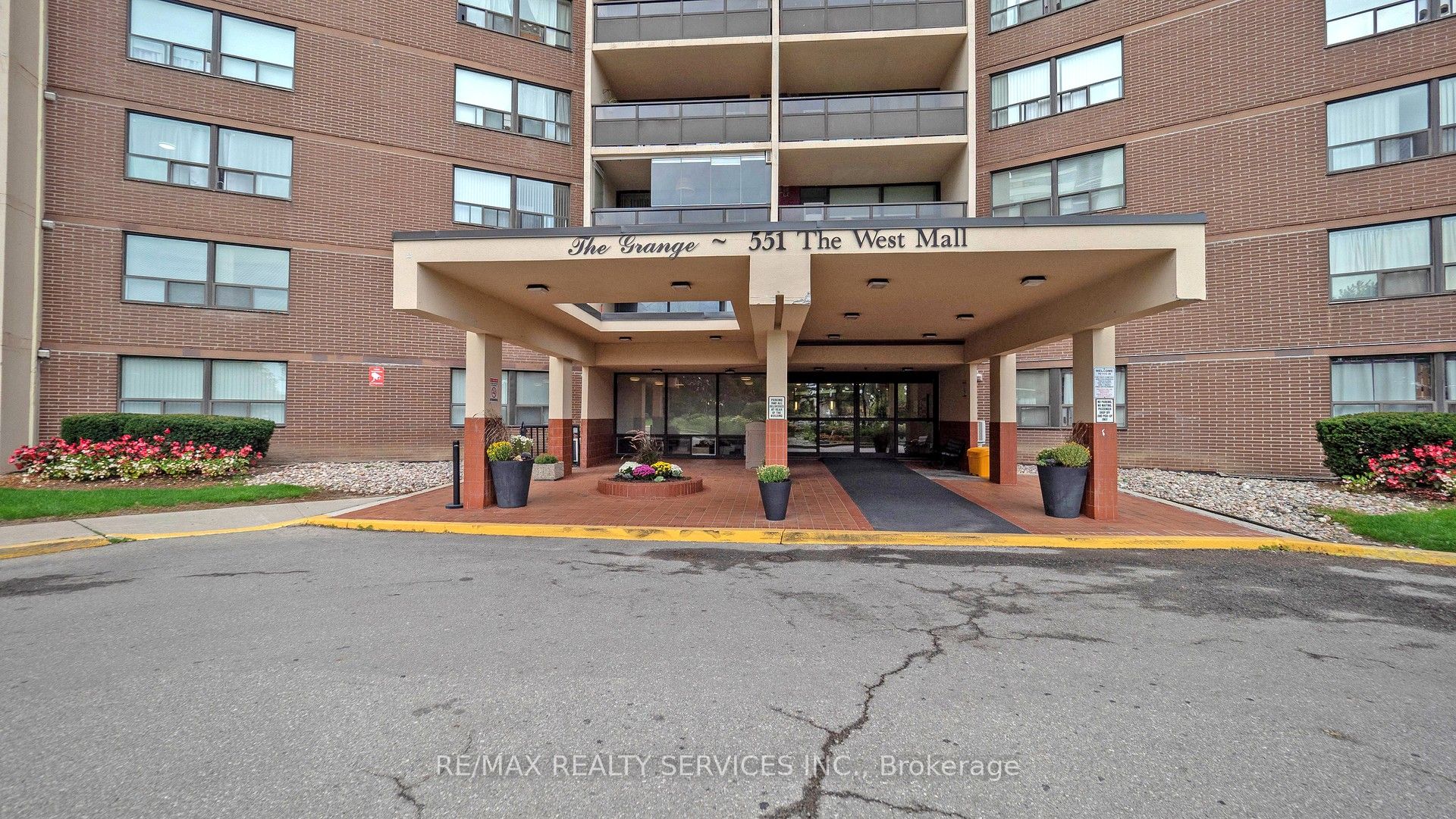 551 The West Mall 1219, Toronto, ON M9C 1G7 photo 2