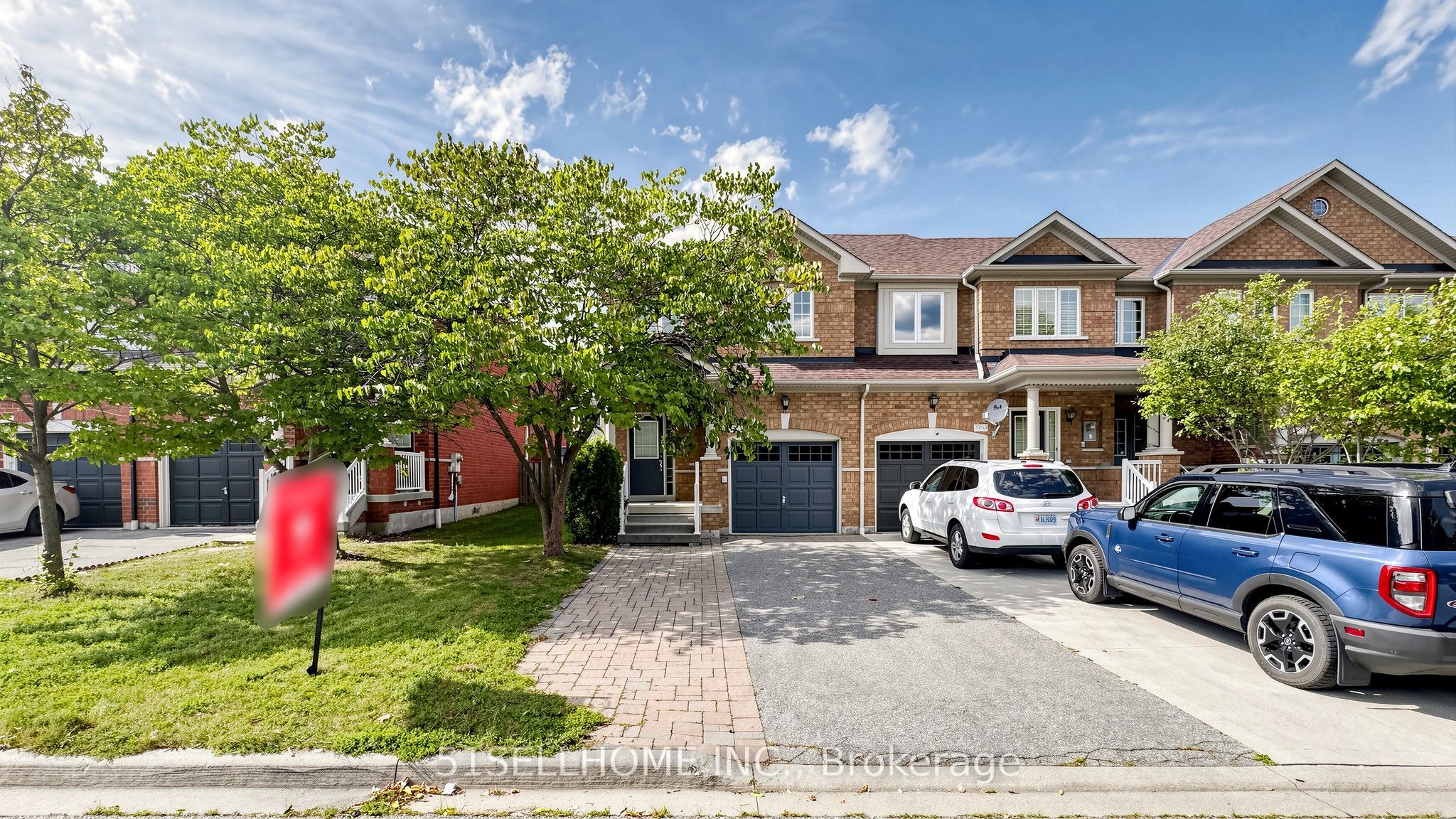 3755 Nightstar Drive, Mississauga, ON L5M 8A5