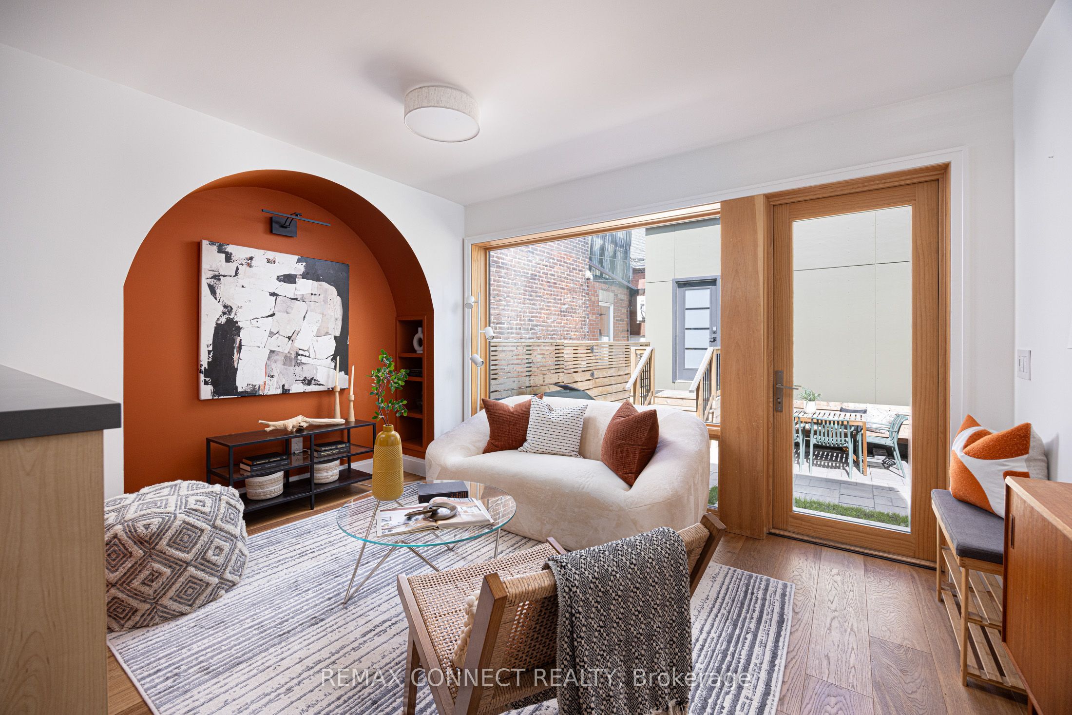 2030 Davenport Road, Toronto, ON M6N 1C6 photo 3