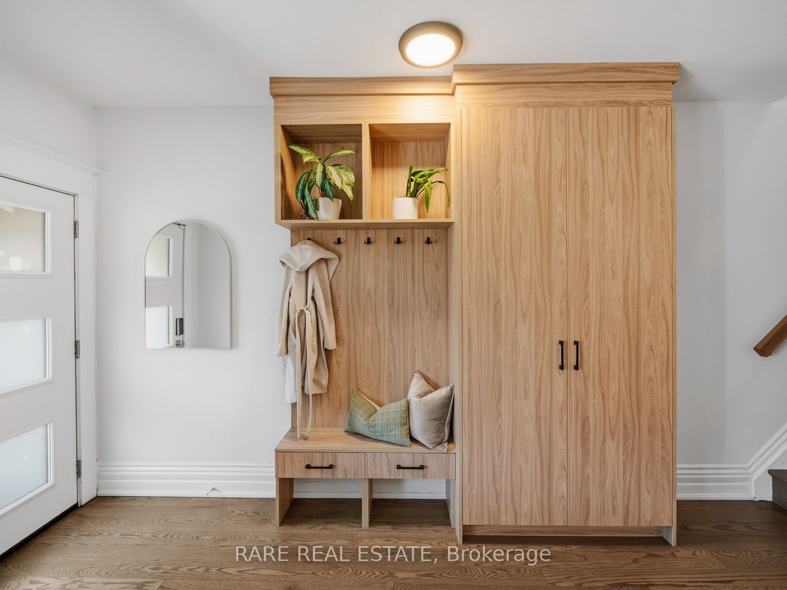 12 Herman Avenue, Toronto, ON M6R 1Y2 photo 3